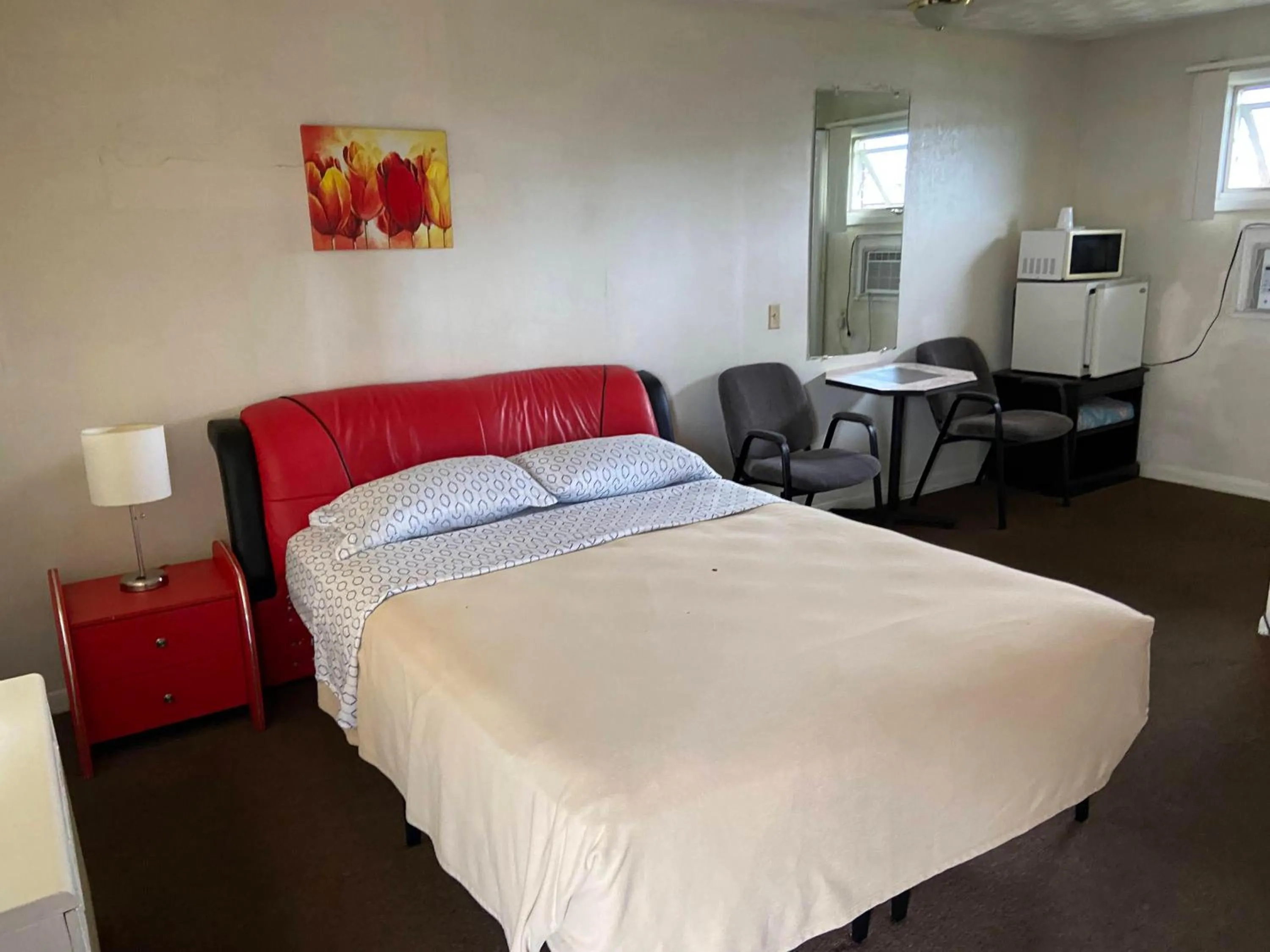 Bed in Driftwood Motel