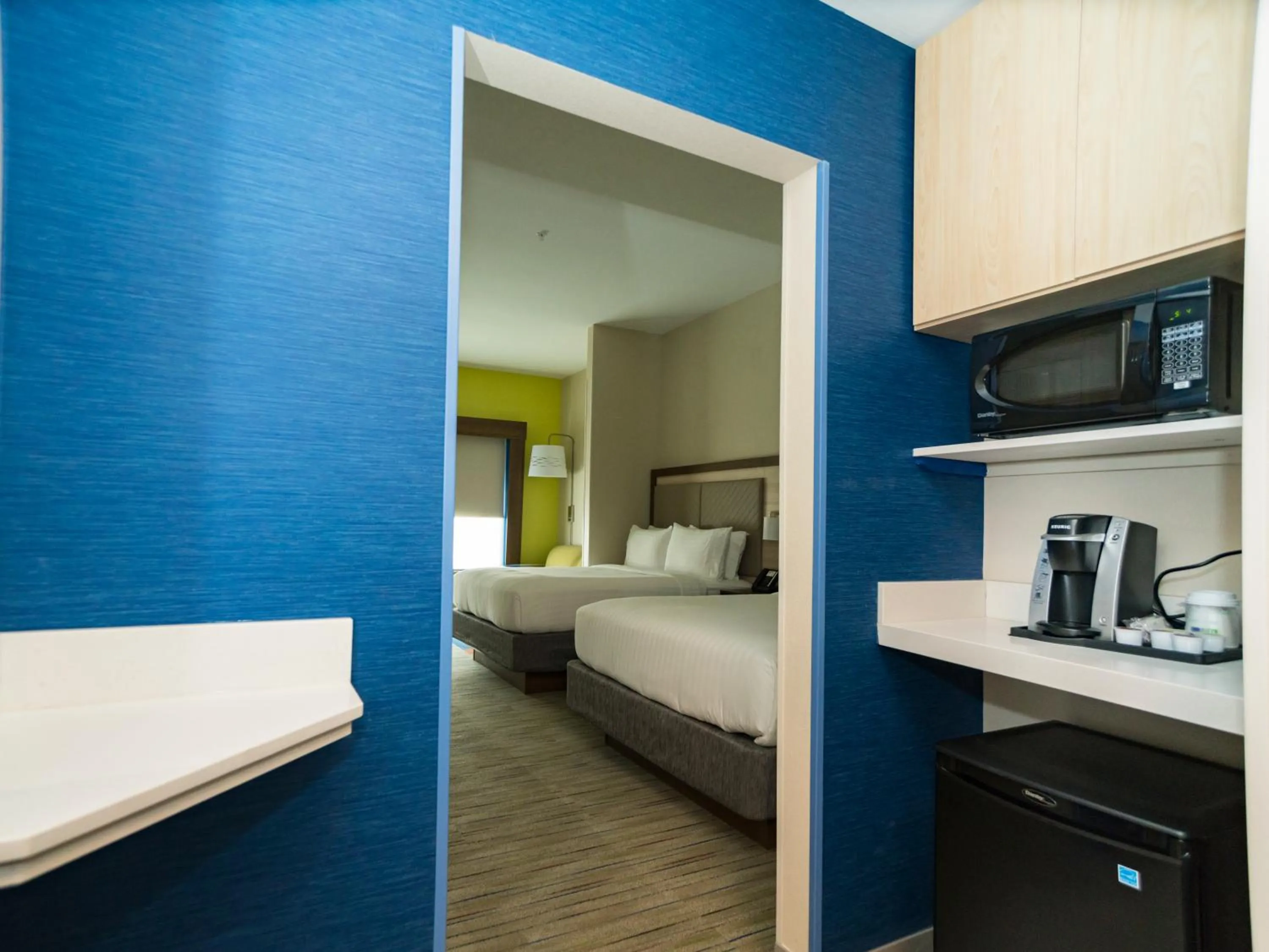 Bed in Holiday Inn Express & Suites - Southaven Central - Memphis by IHG