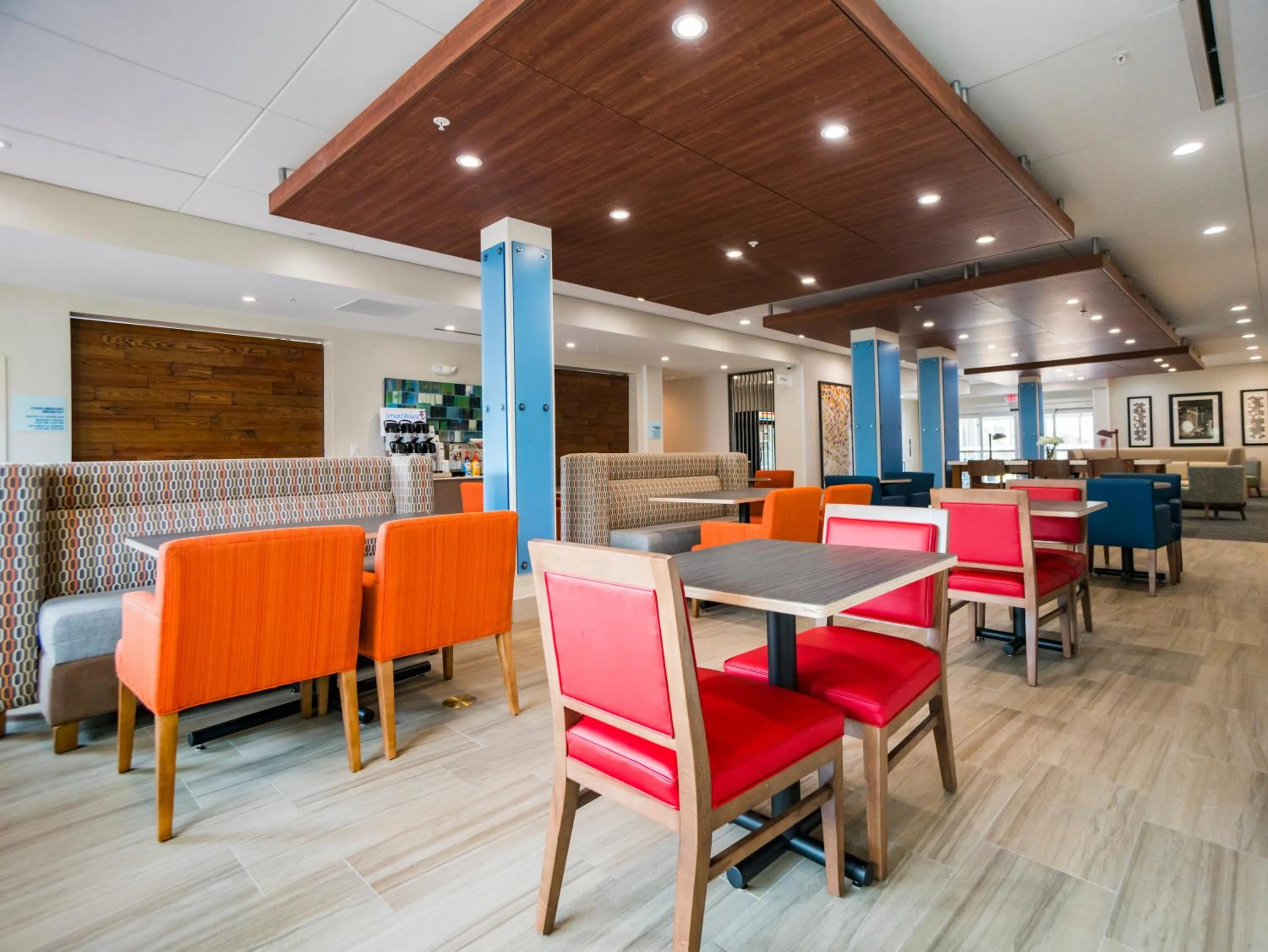 Breakfast in Holiday Inn Express & Suites - Southaven Central - Memphis by IHG