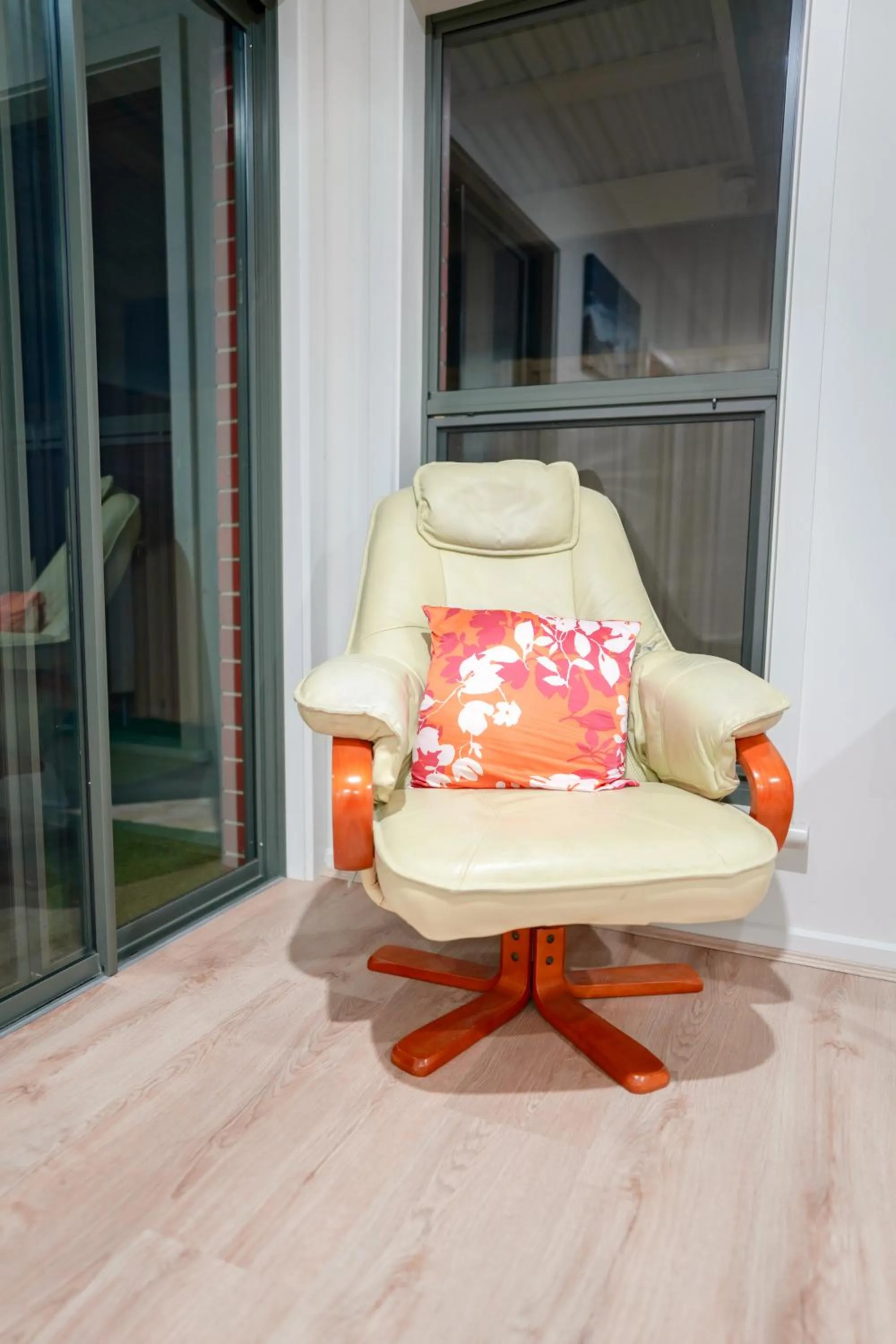 Living room in Villas on the Bay Kingscote