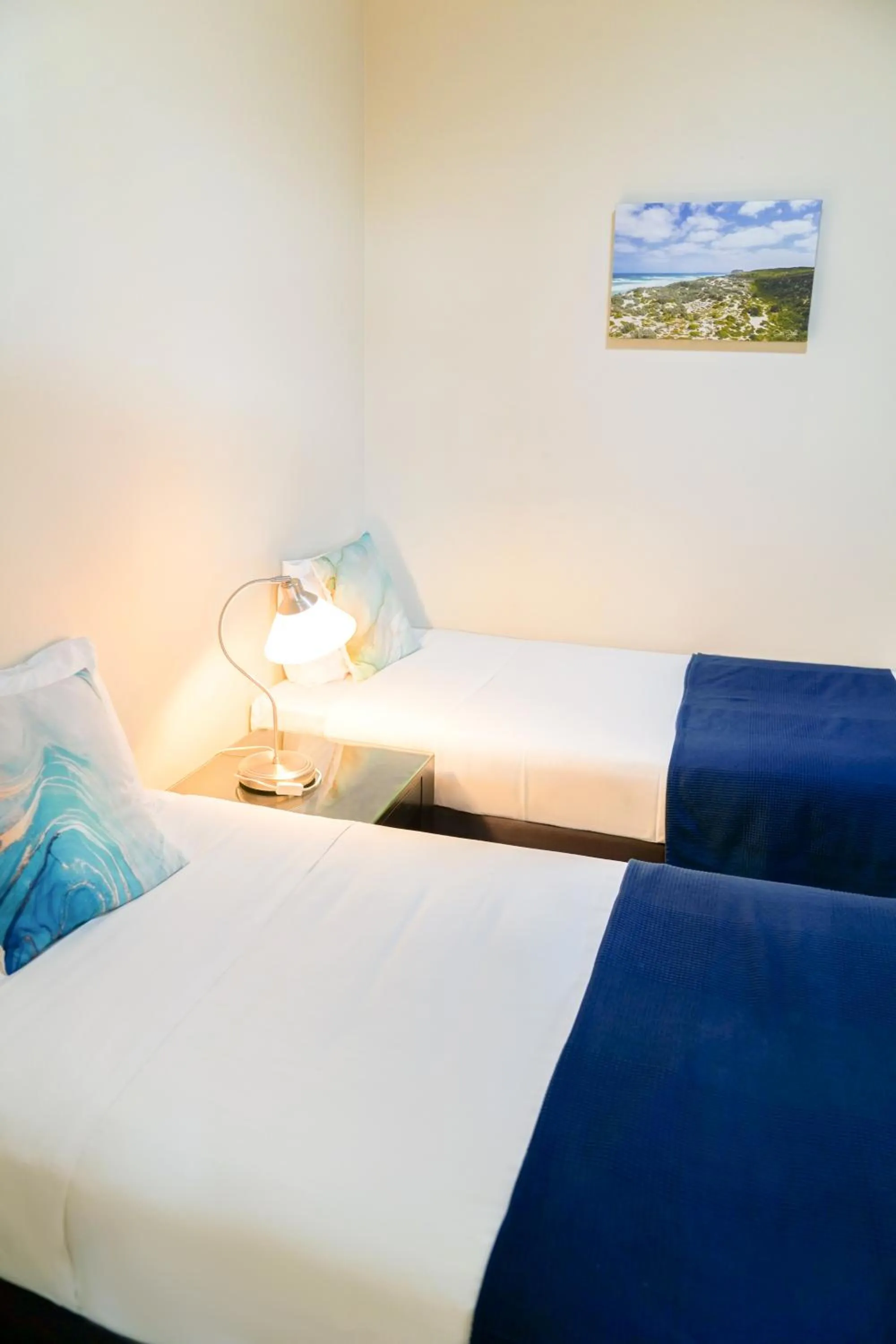 Bedroom, Bed in Villas on the Bay Kingscote