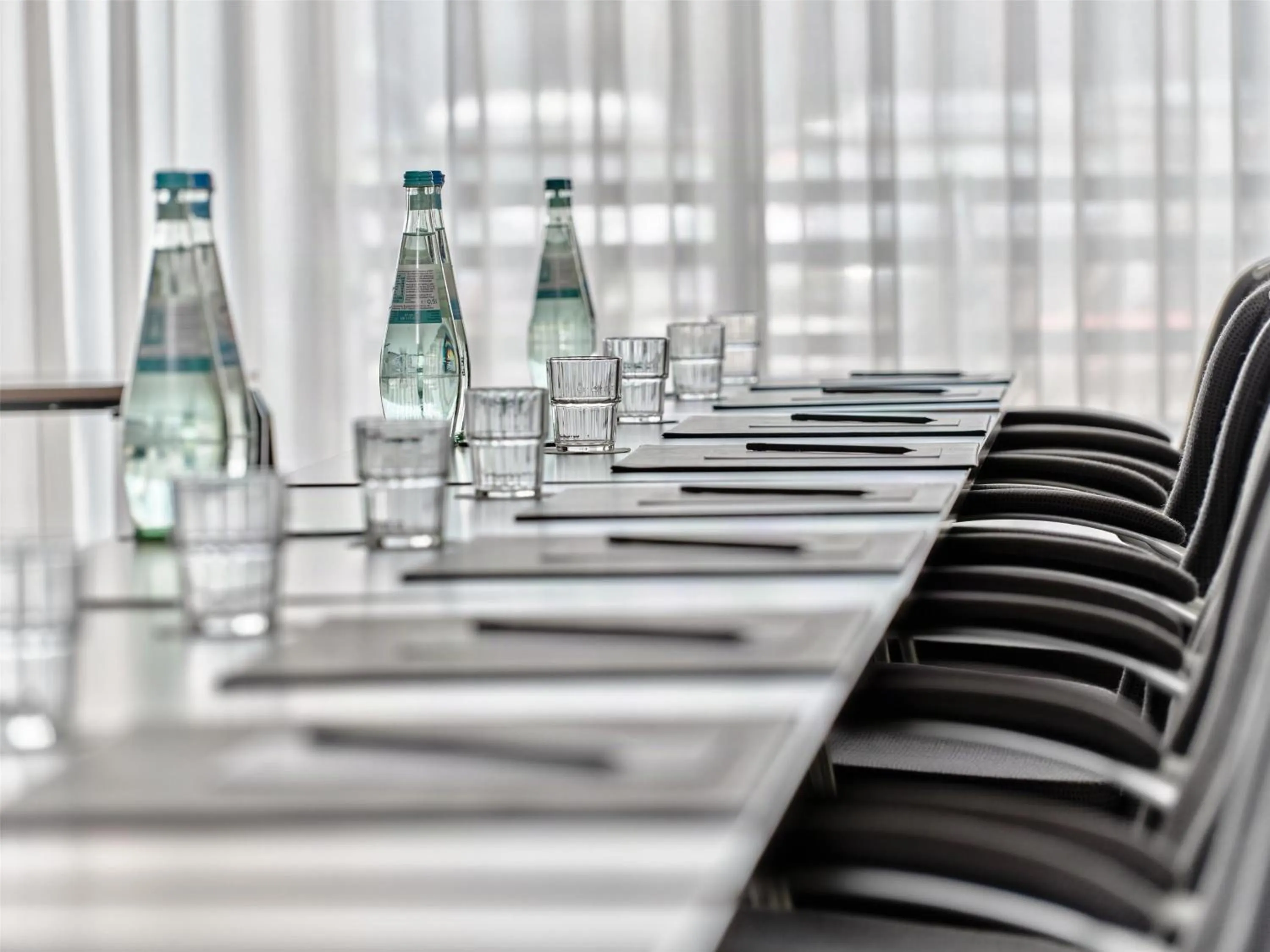 Meeting/conference room in Radisson Blu Hotel, Hamburg Airport
