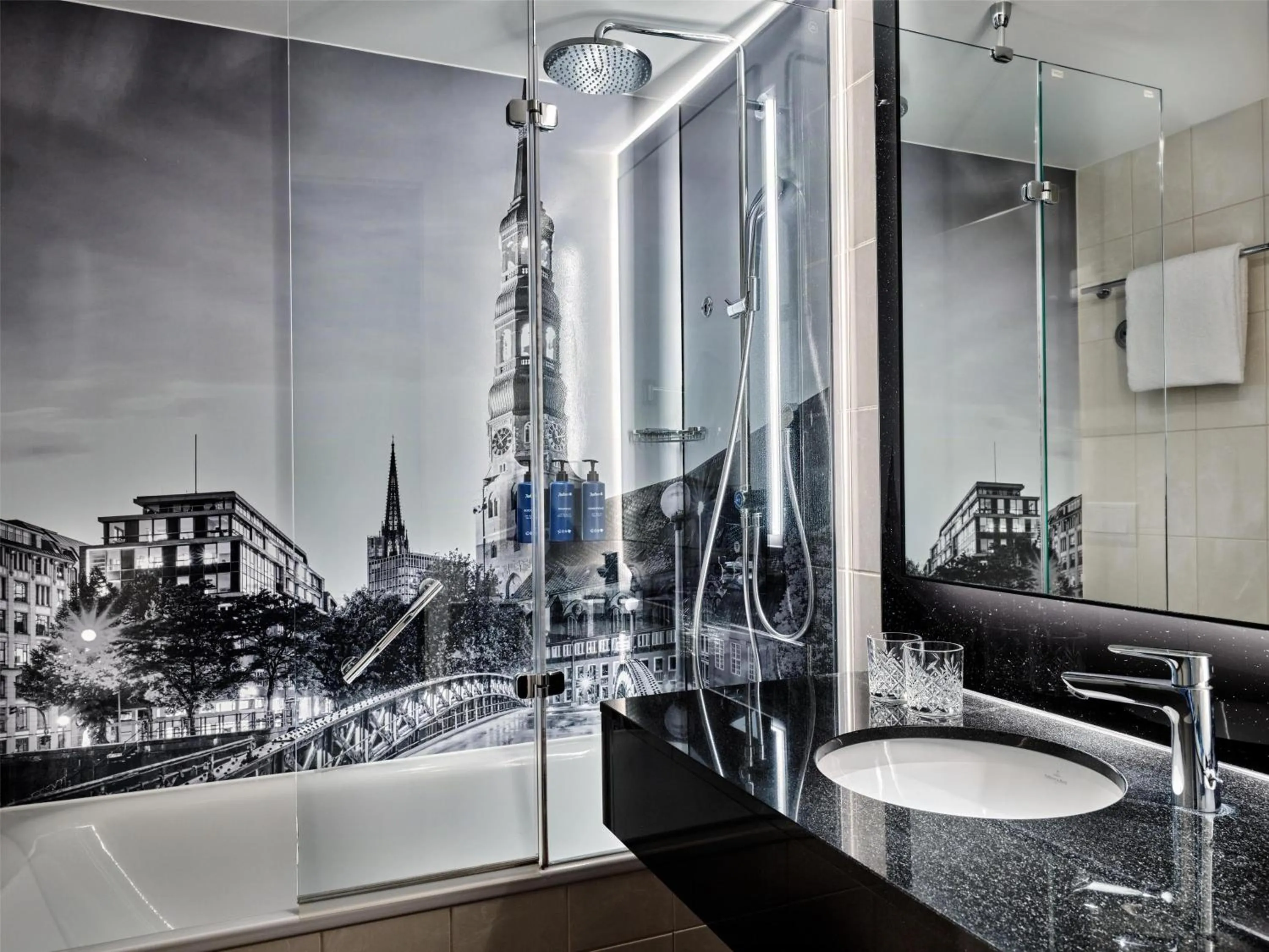 Bathroom in Radisson Blu Hotel, Hamburg Airport