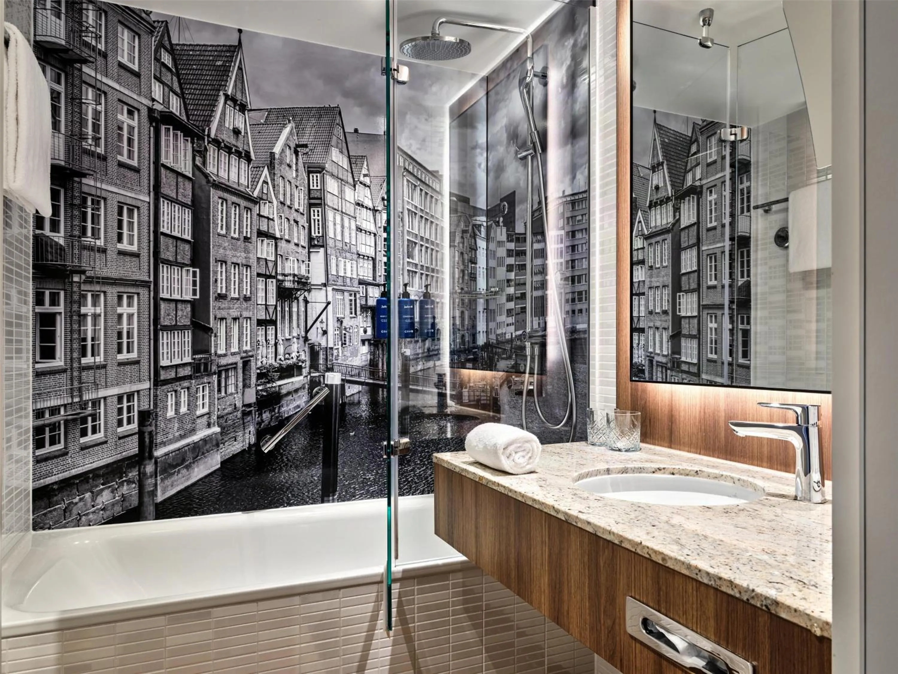 Bathroom in Radisson Blu Hotel, Hamburg Airport