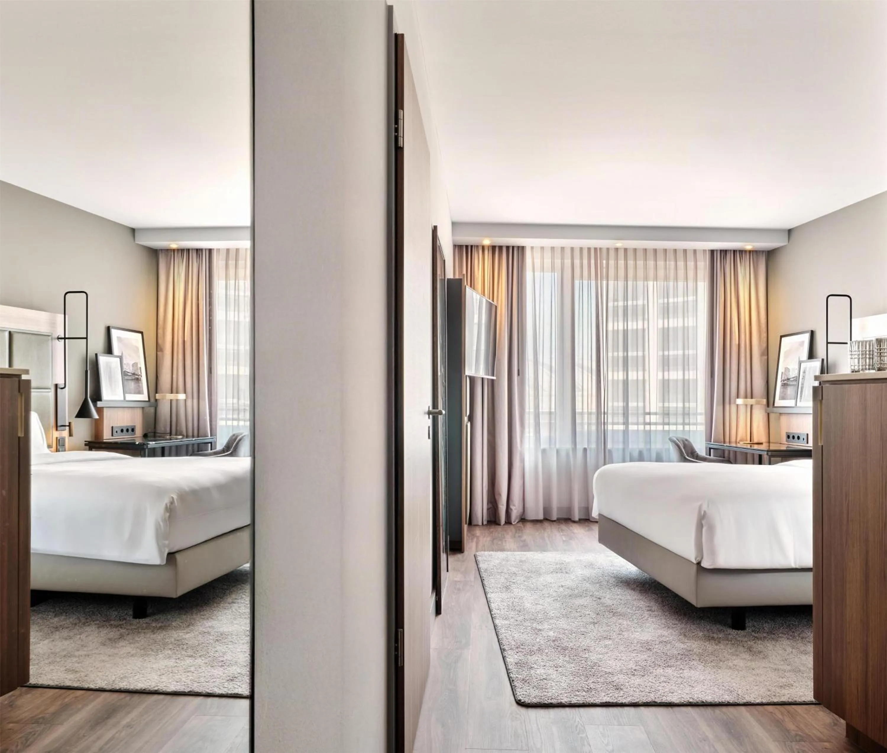 Bedroom, Bed in Radisson Blu Hotel, Hamburg Airport