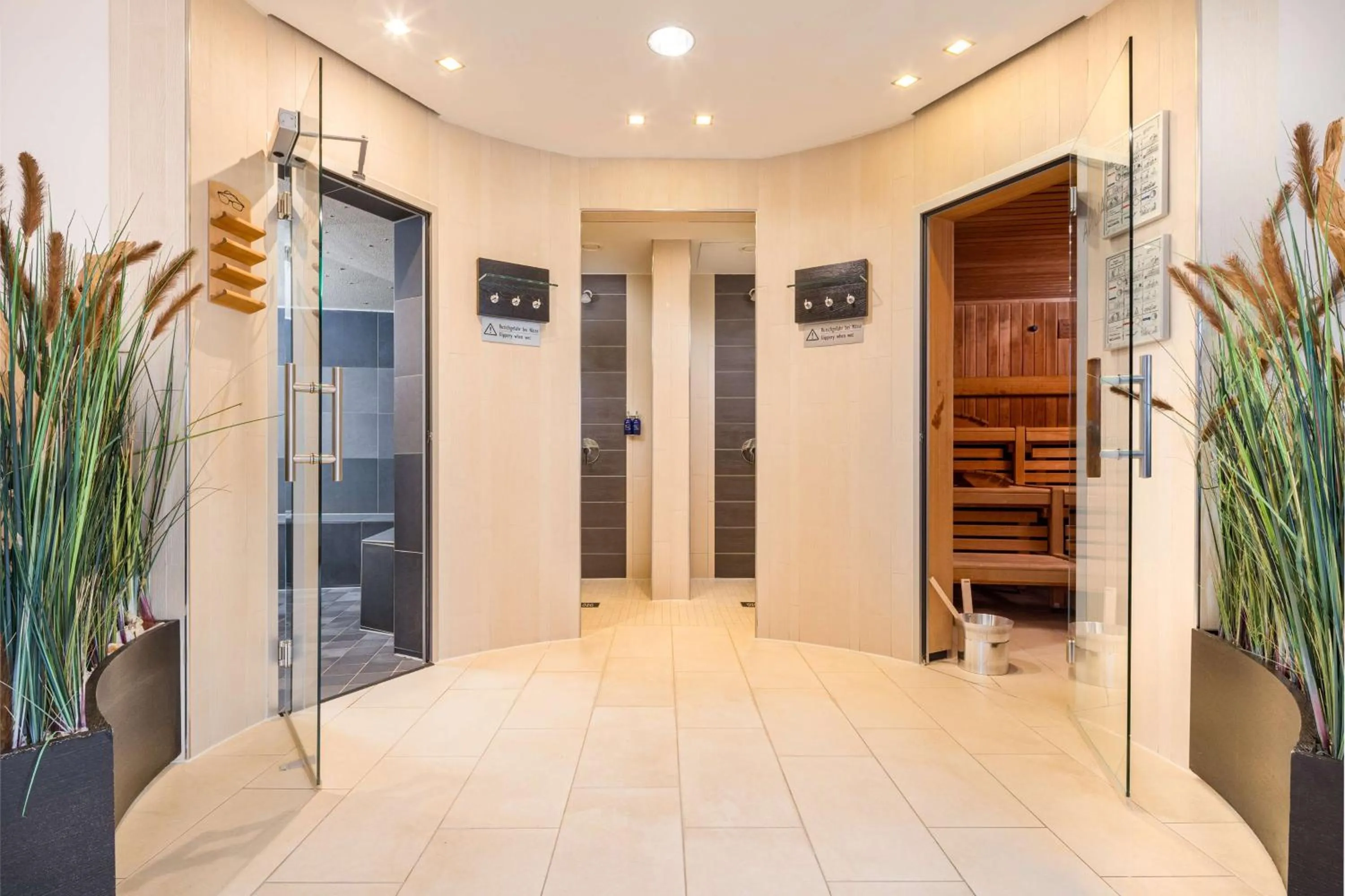 Spa and wellness centre/facilities in Radisson Blu Hotel, Hamburg Airport