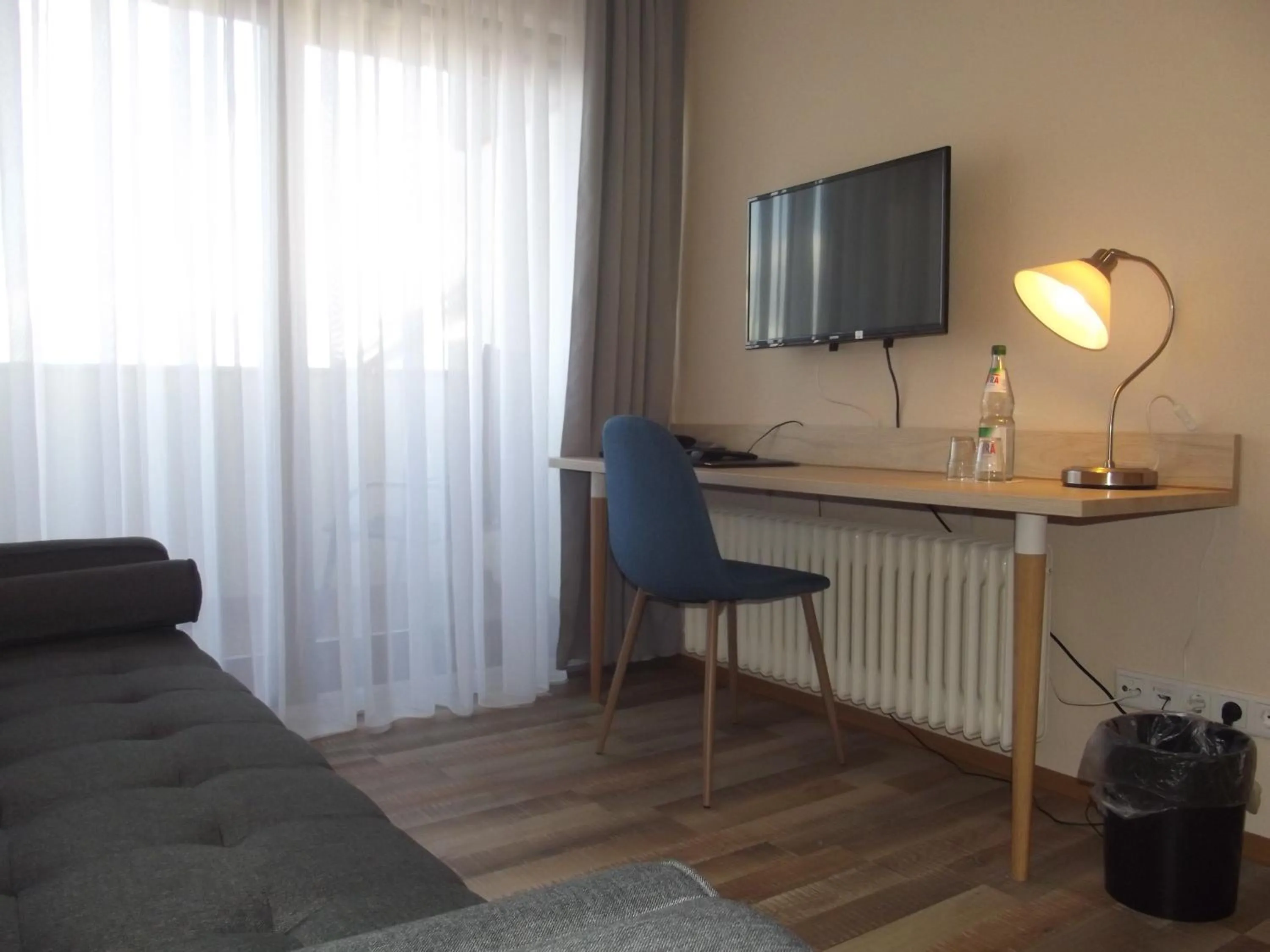 Photo of the whole room in Zum Weissen Lamm