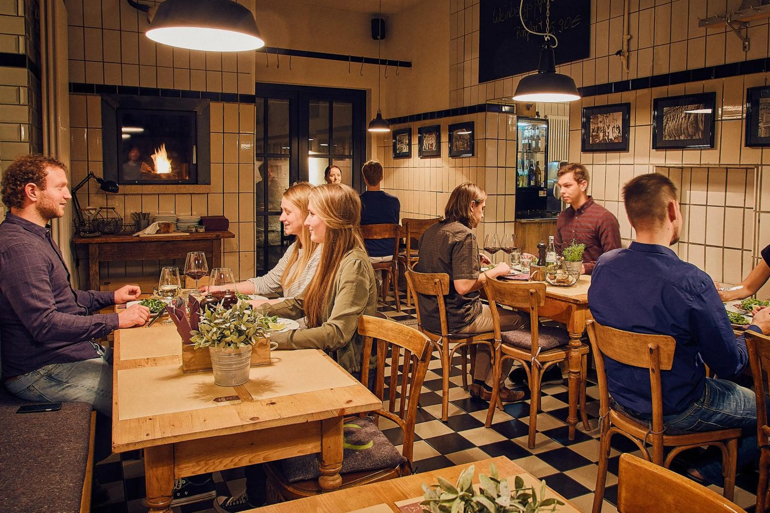 Restaurant/places to eat in Burgblickhotel