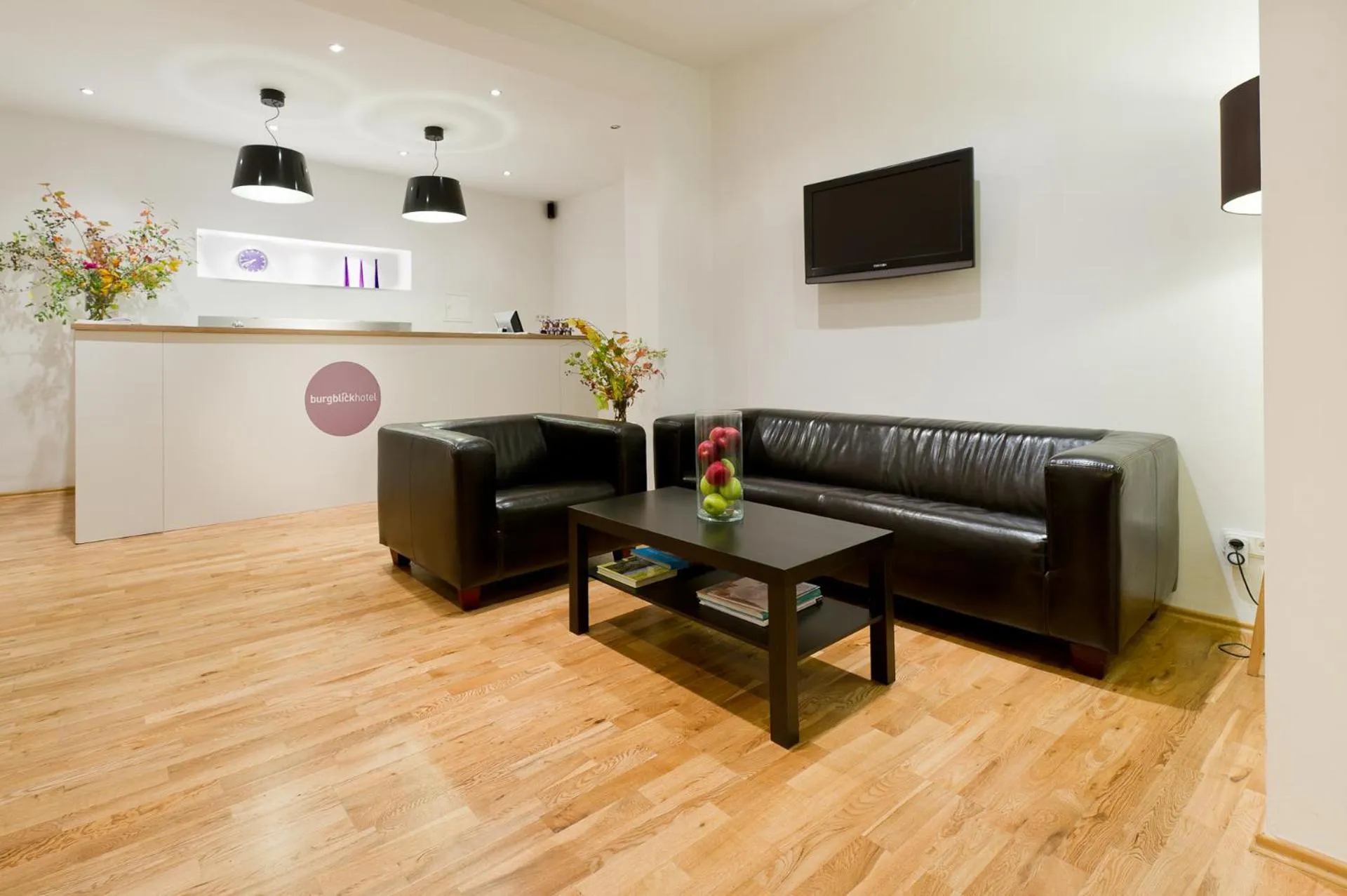 Lobby or reception in Burgblickhotel