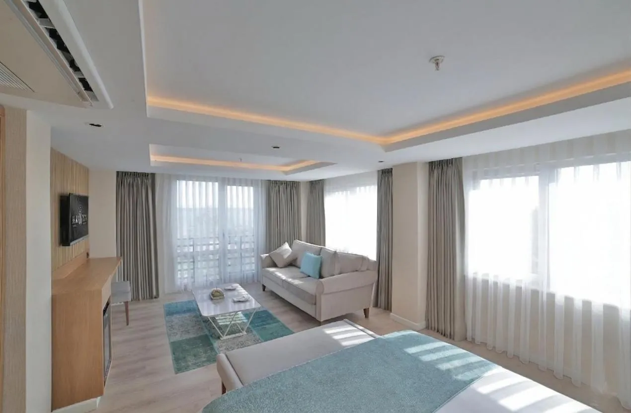 Bed in Rawda Resort Hotel Altinoluk