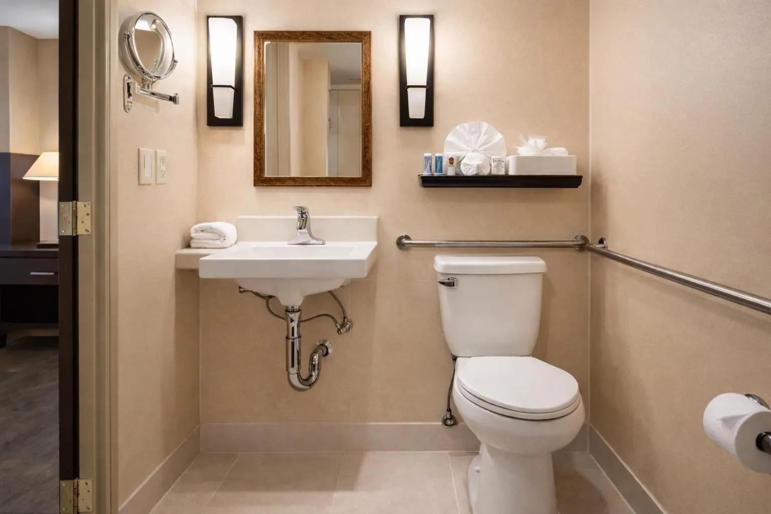 Bathroom in The Buena Park Grand Hotel & Suites