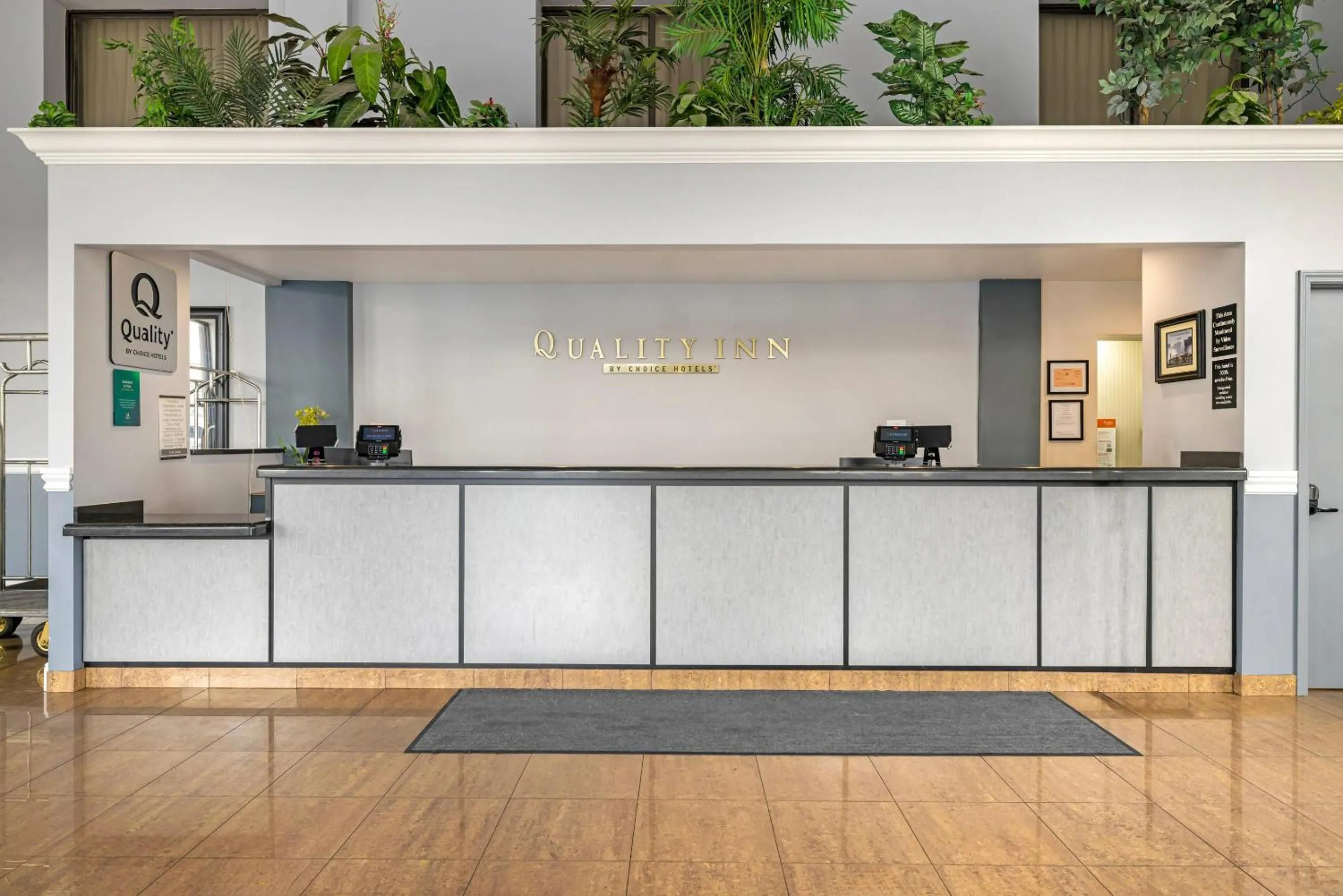 Lobby or reception in Quality Inn - Niagara Falls Blvd