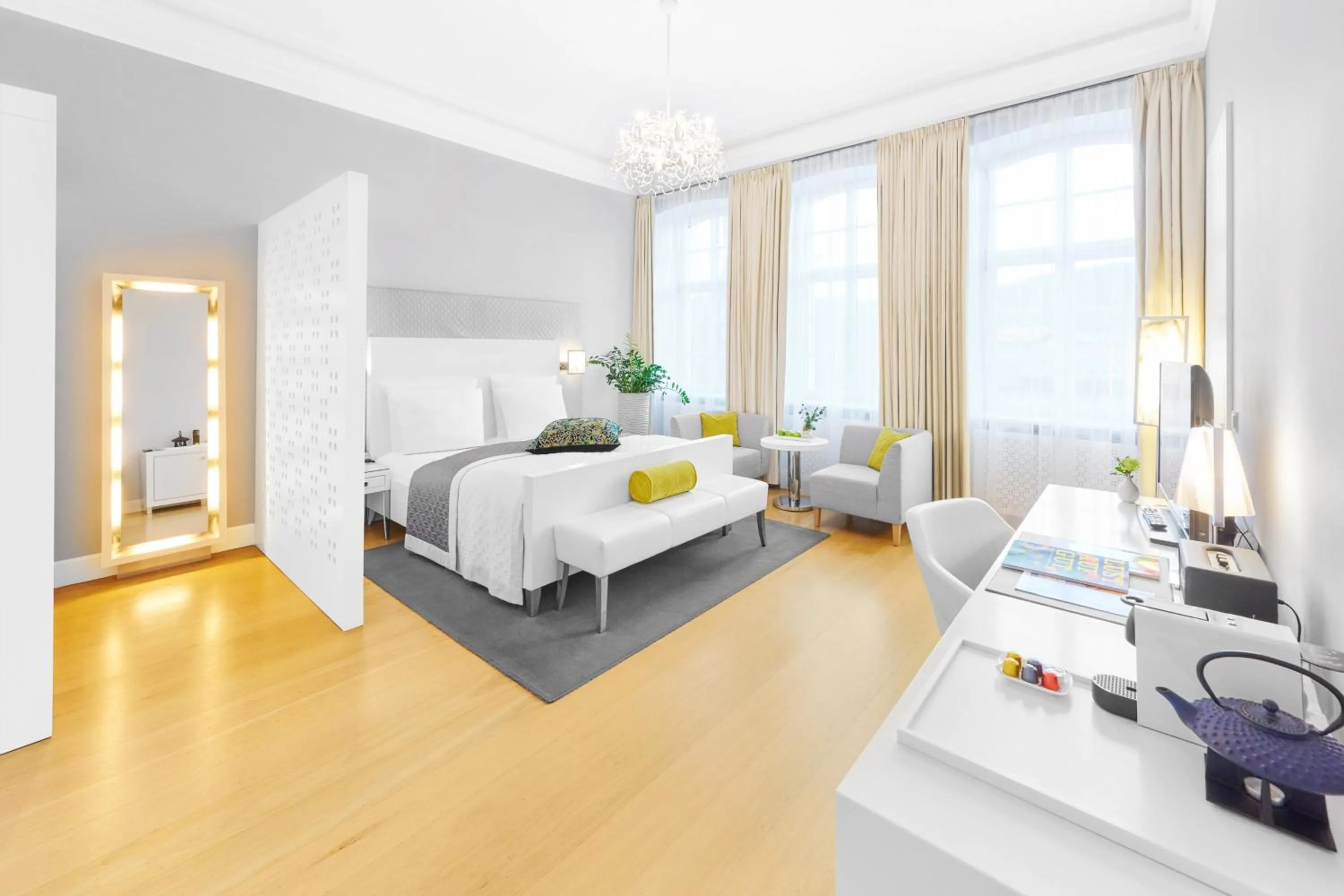 Photo of the whole room, Bed in Hotel Ketschauer Hof