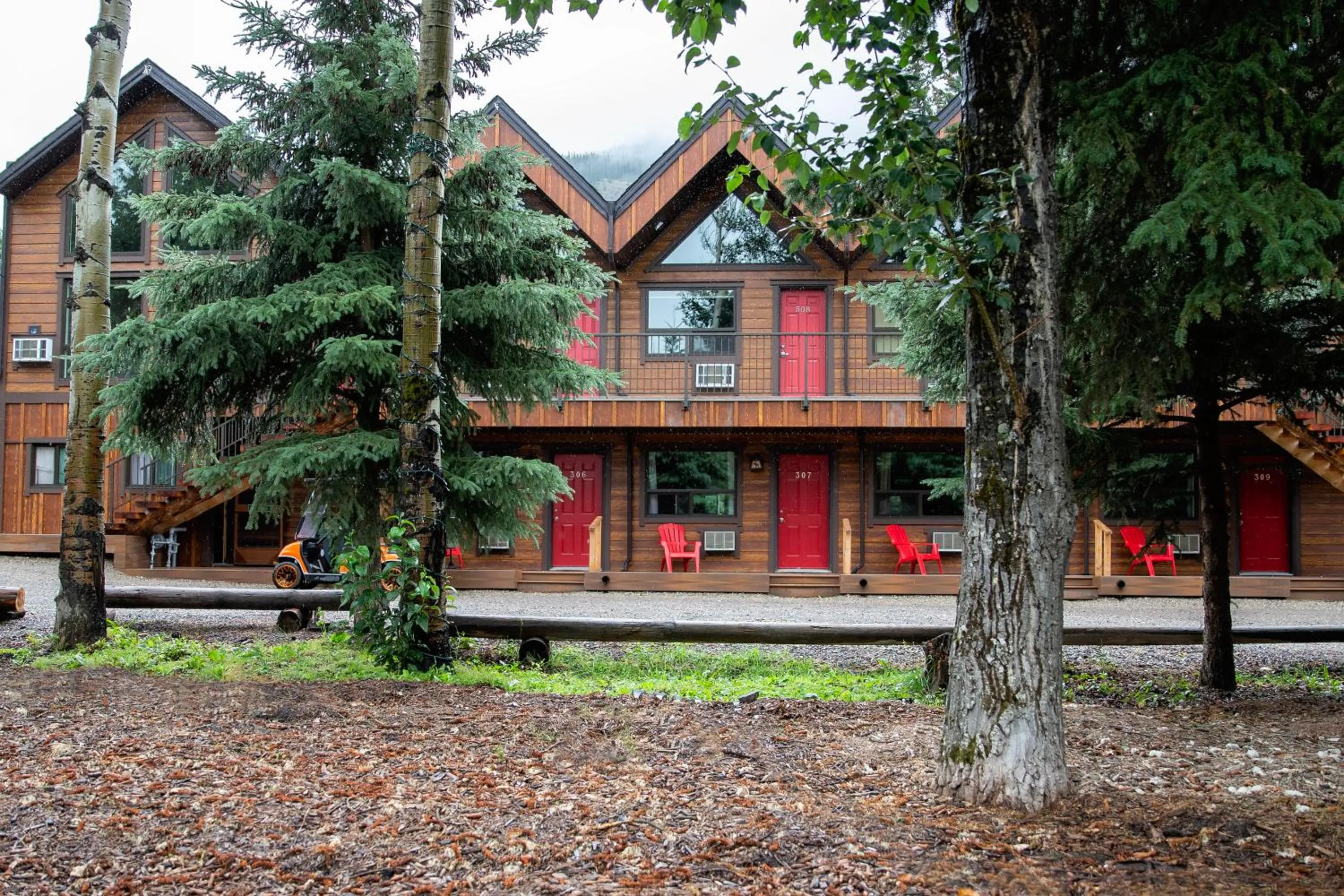 Property building in Jasper Gates Resort