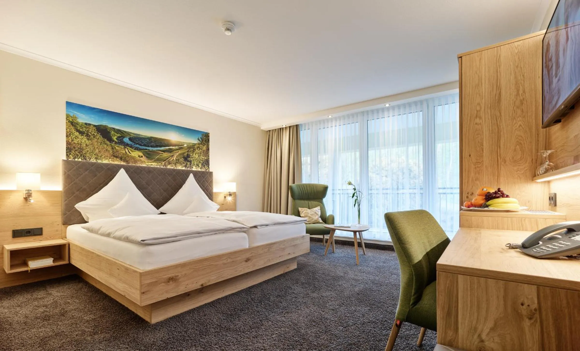 Photo of the whole room, Bed in Hotel Weis