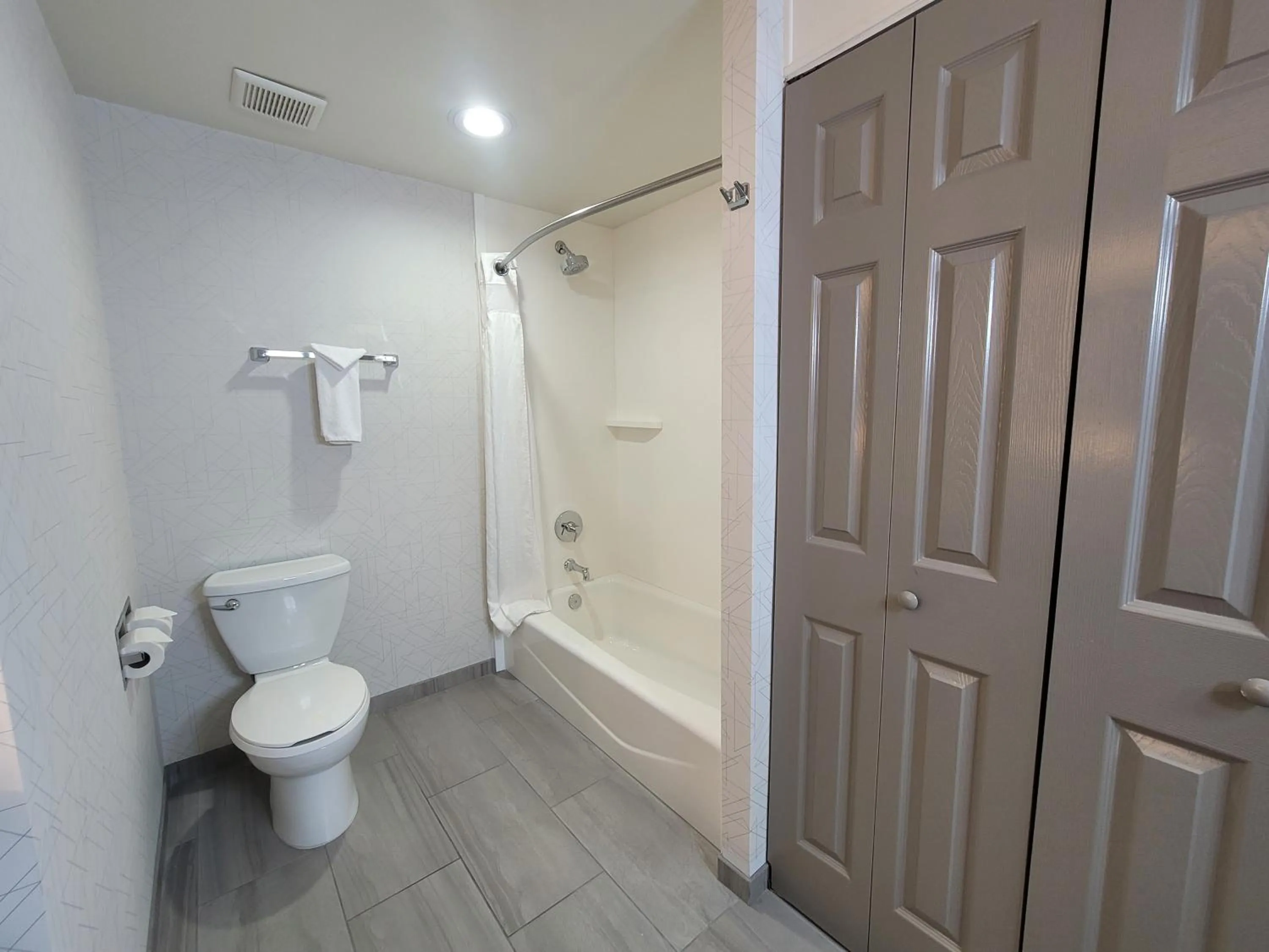 Holiday Inn Express San Diego South - Chula Vista by IHG