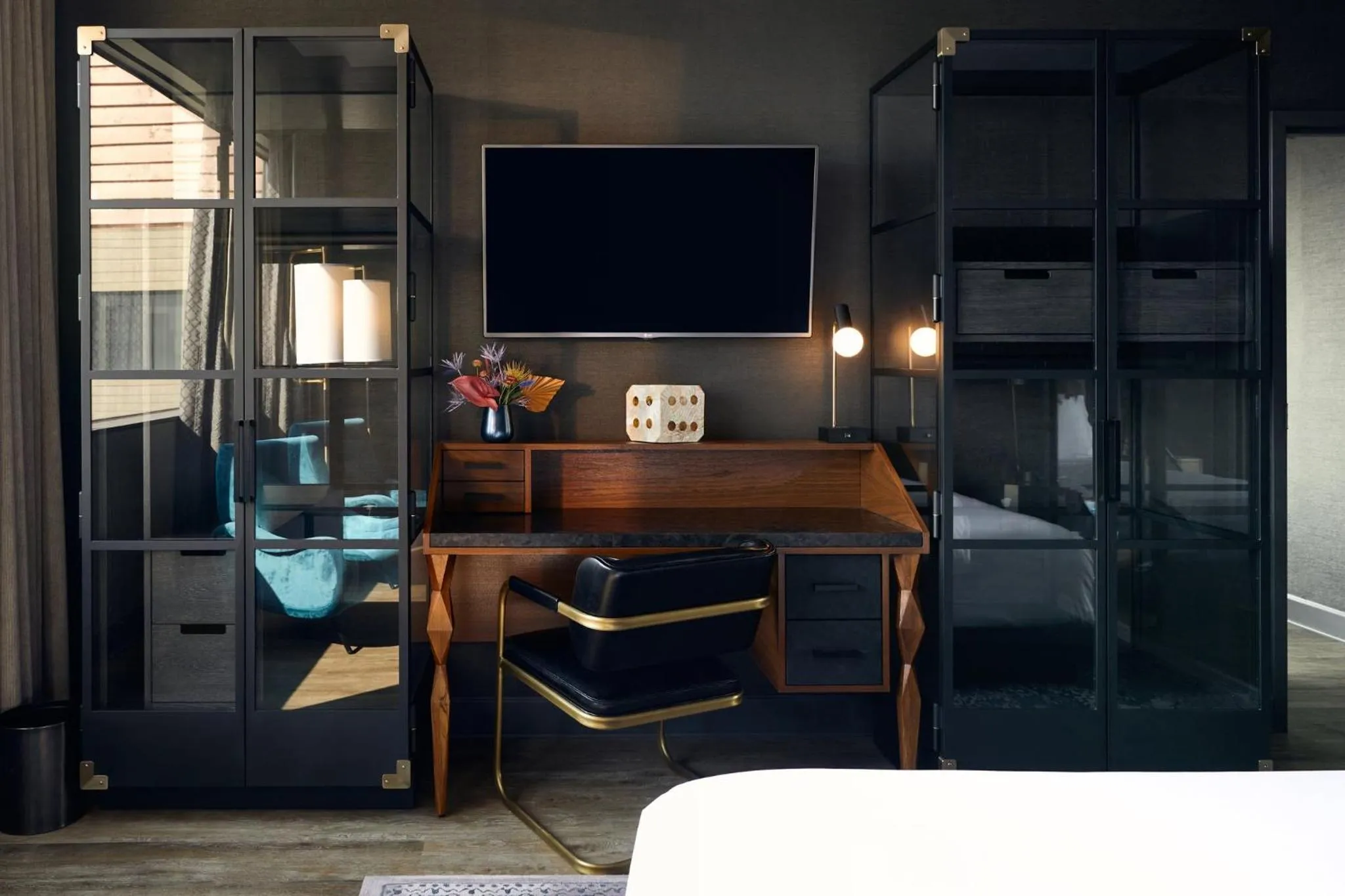 Bedroom, Bed in Loews Nashville Hotel at Vanderbilt Plaza