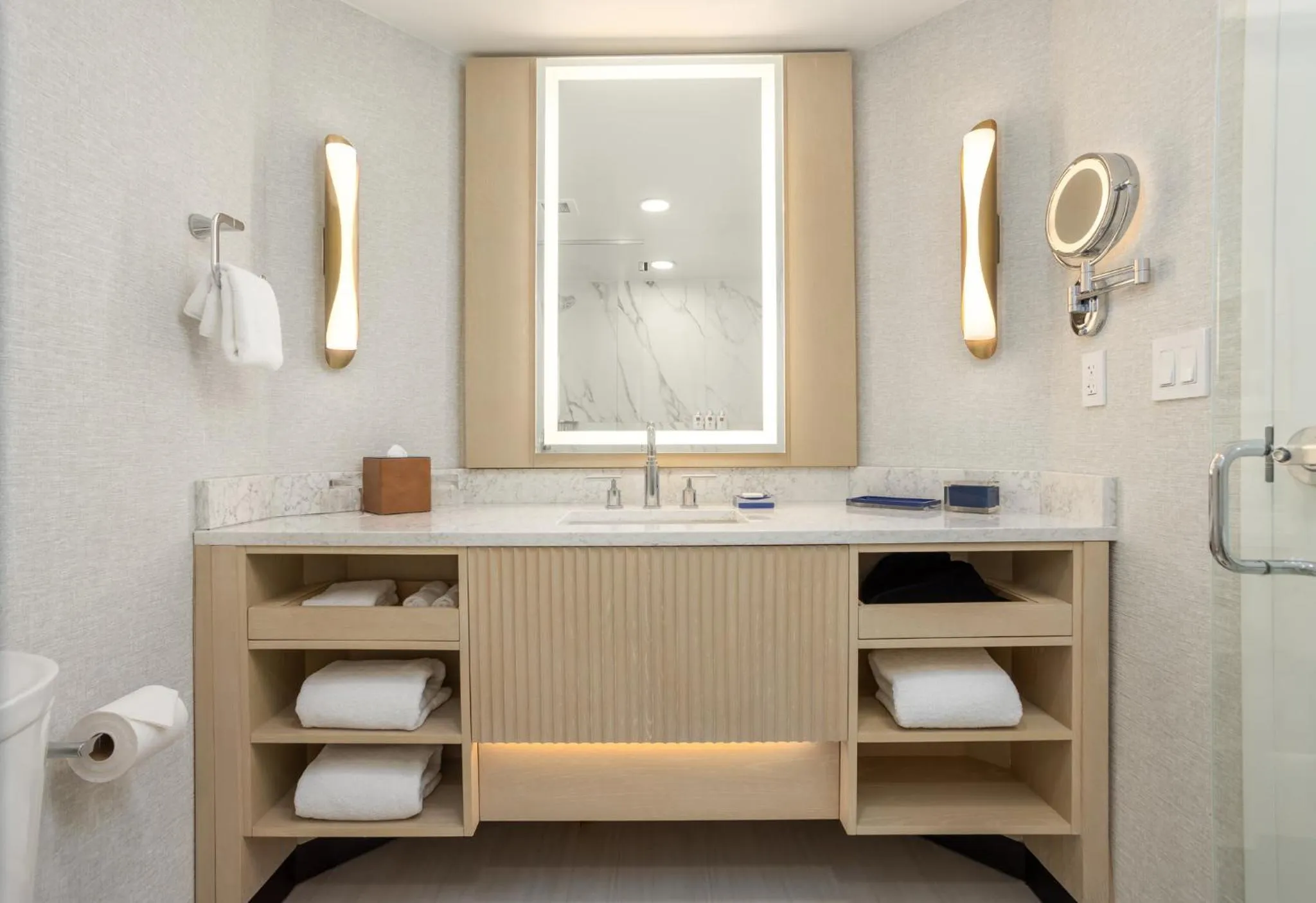 Photo of the whole room in Loews Nashville Hotel at Vanderbilt Plaza