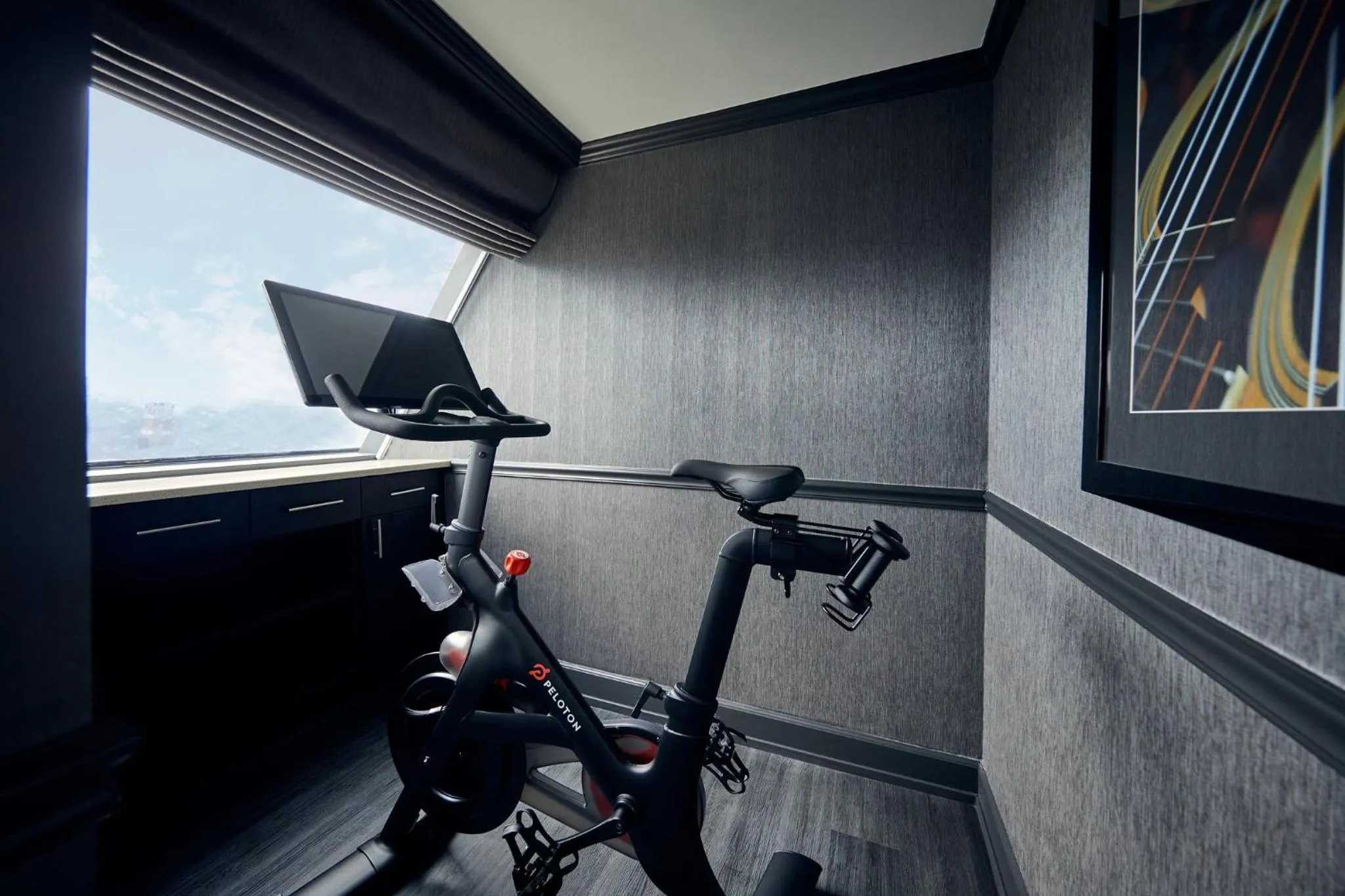 Bedroom in Loews Nashville Hotel at Vanderbilt Plaza