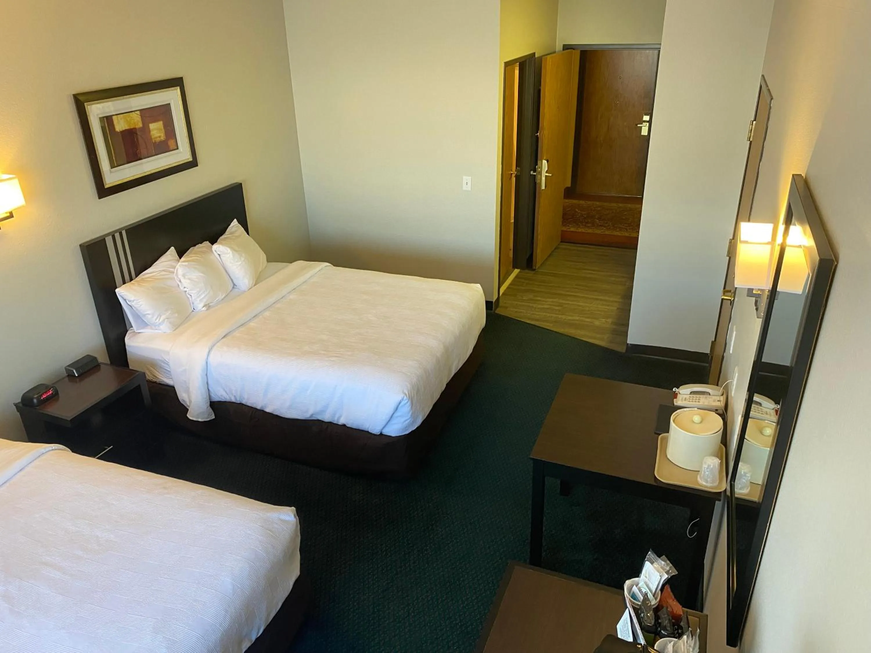 Bed in FairBridge Inn Express Tukwila