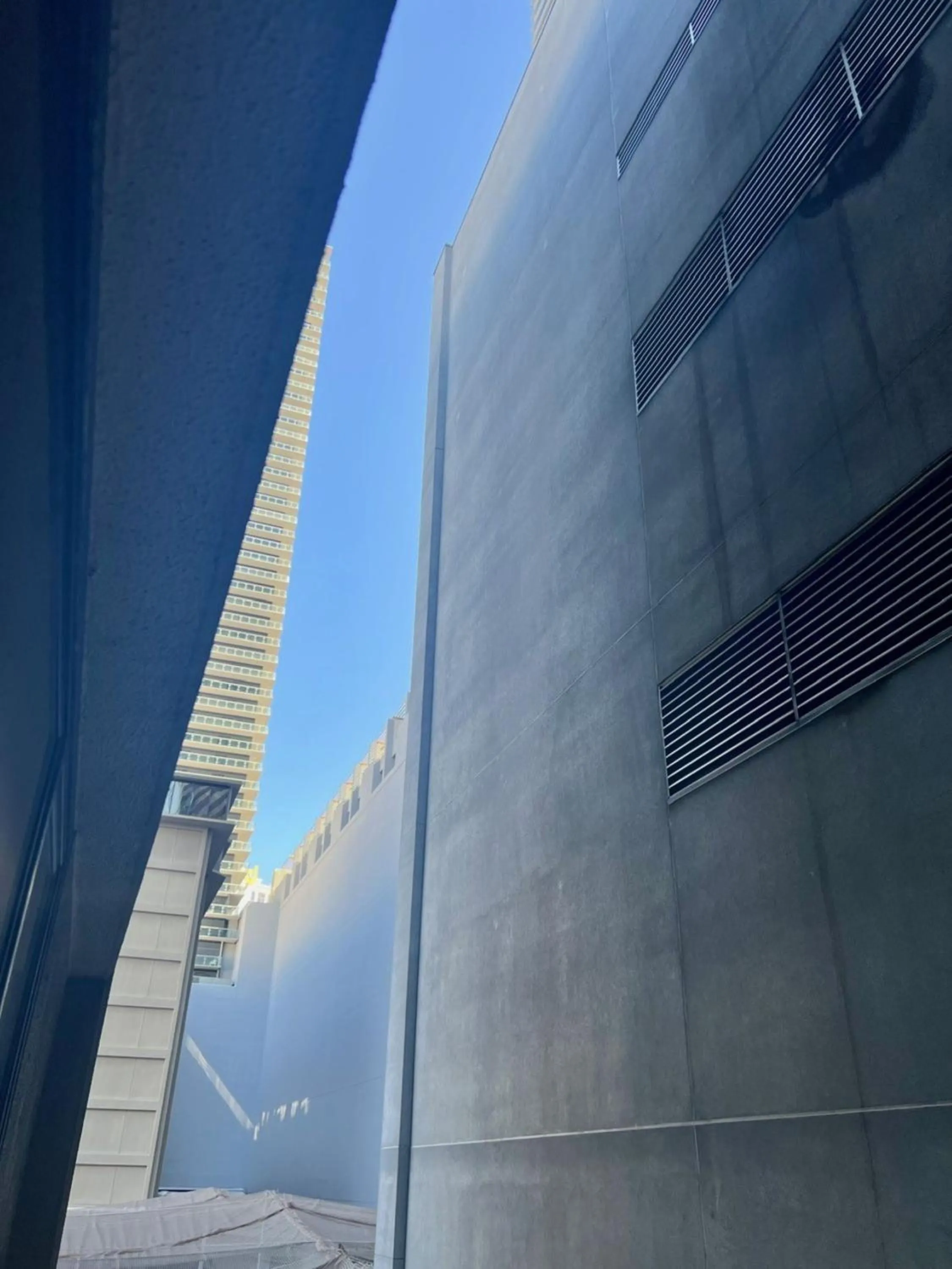 Property building in Jockey Resort Suites Center Strip