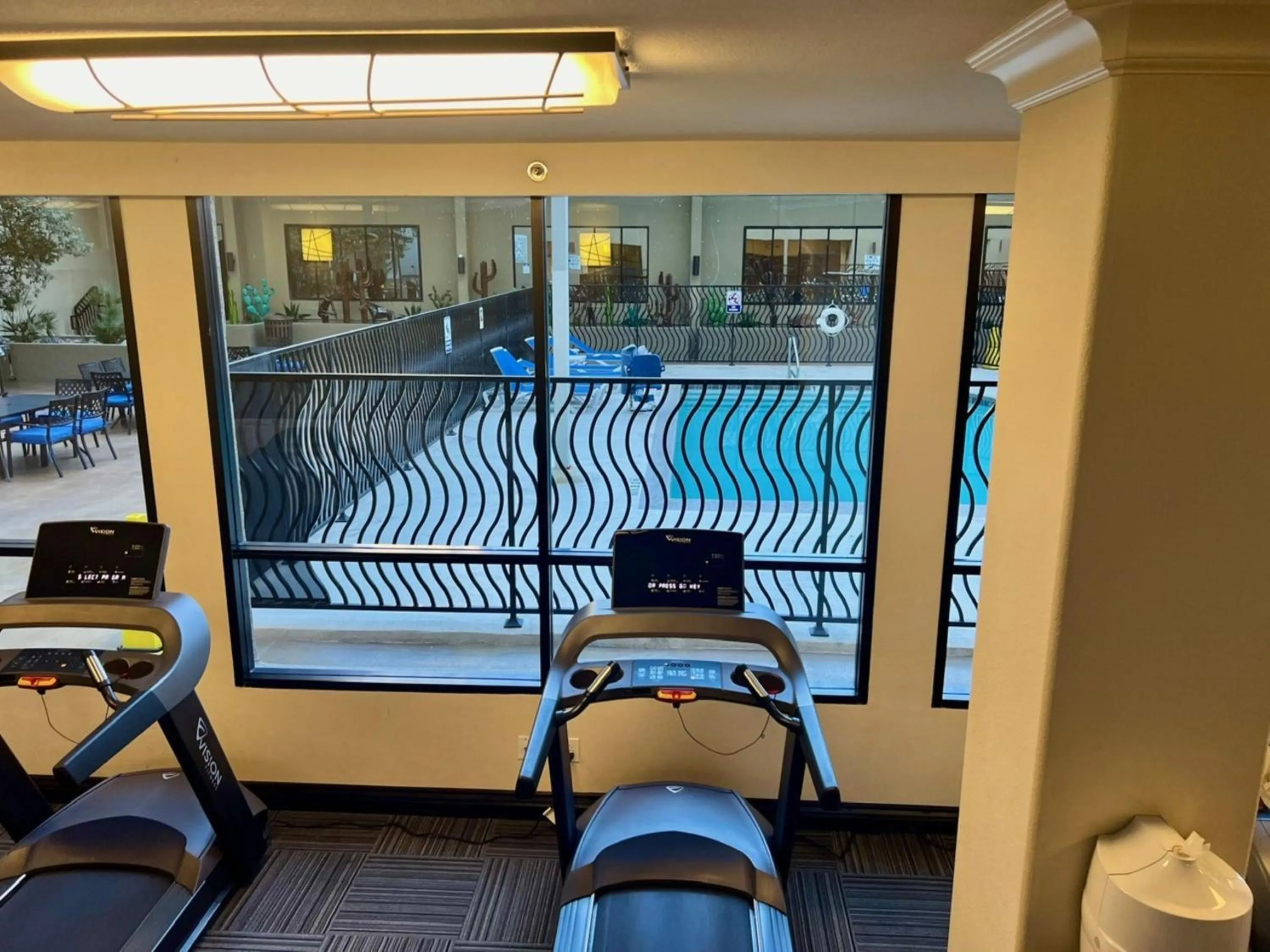Fitness centre/facilities in Jockey Resort Suites Center Strip