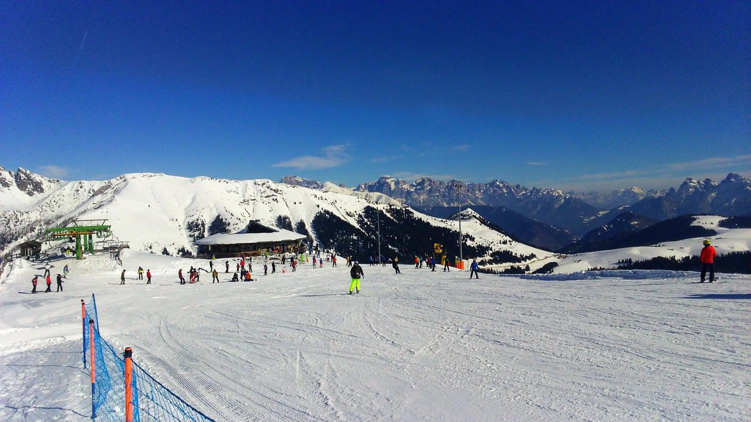 Winter in Albergo Chalet Abete Rosso