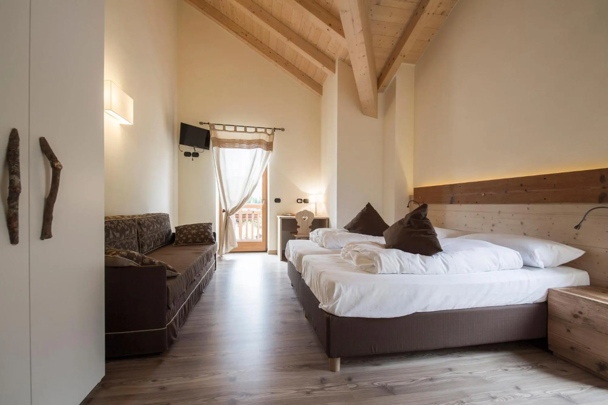 Bedroom, Bed in Albergo Chalet Abete Rosso