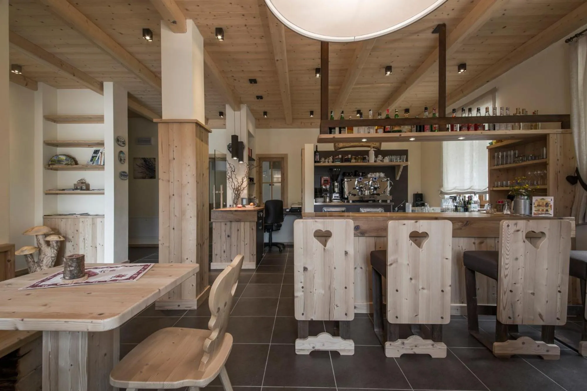 Lobby or reception in Albergo Chalet Abete Rosso