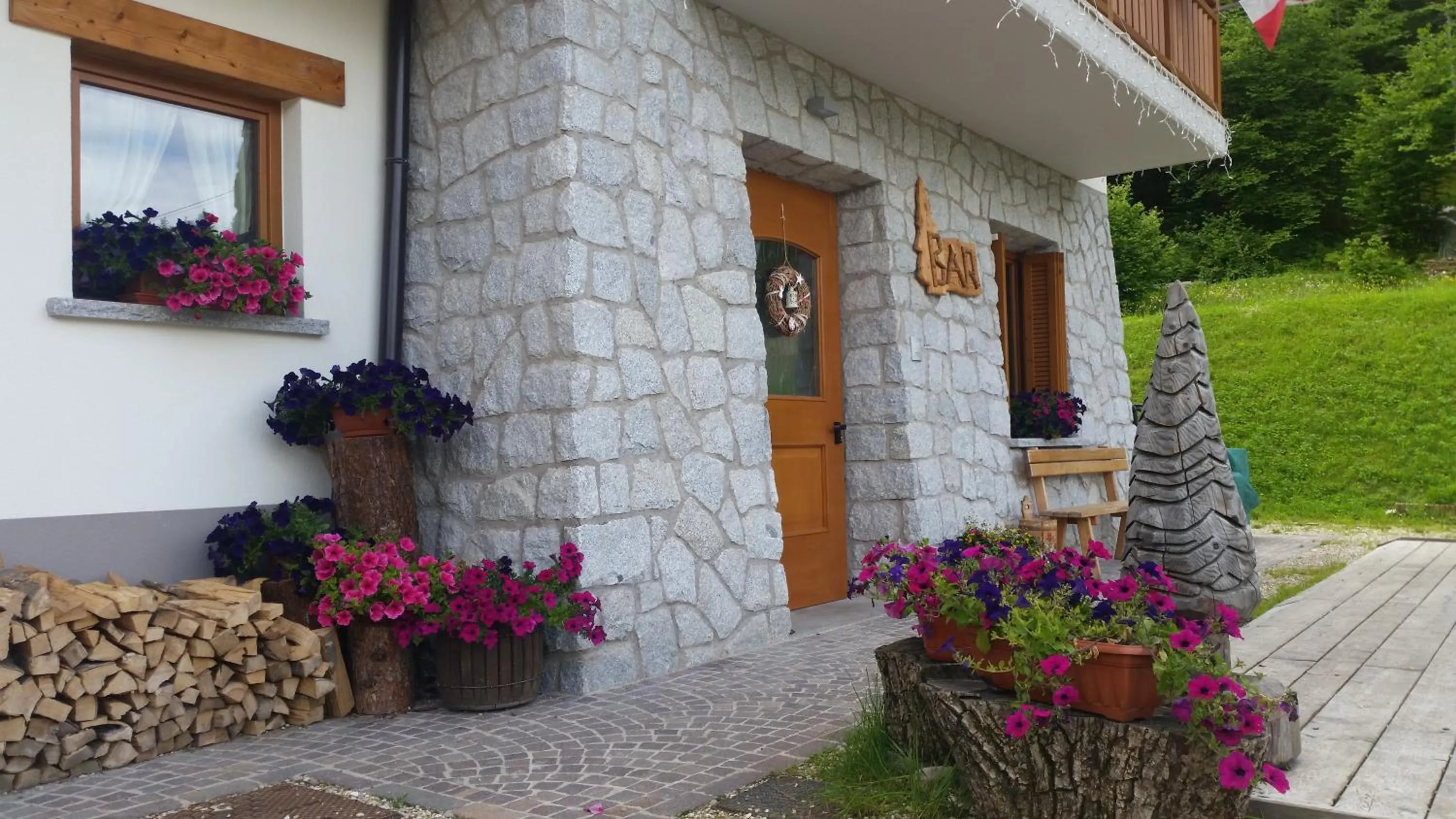 Facade/entrance in Albergo Chalet Abete Rosso
