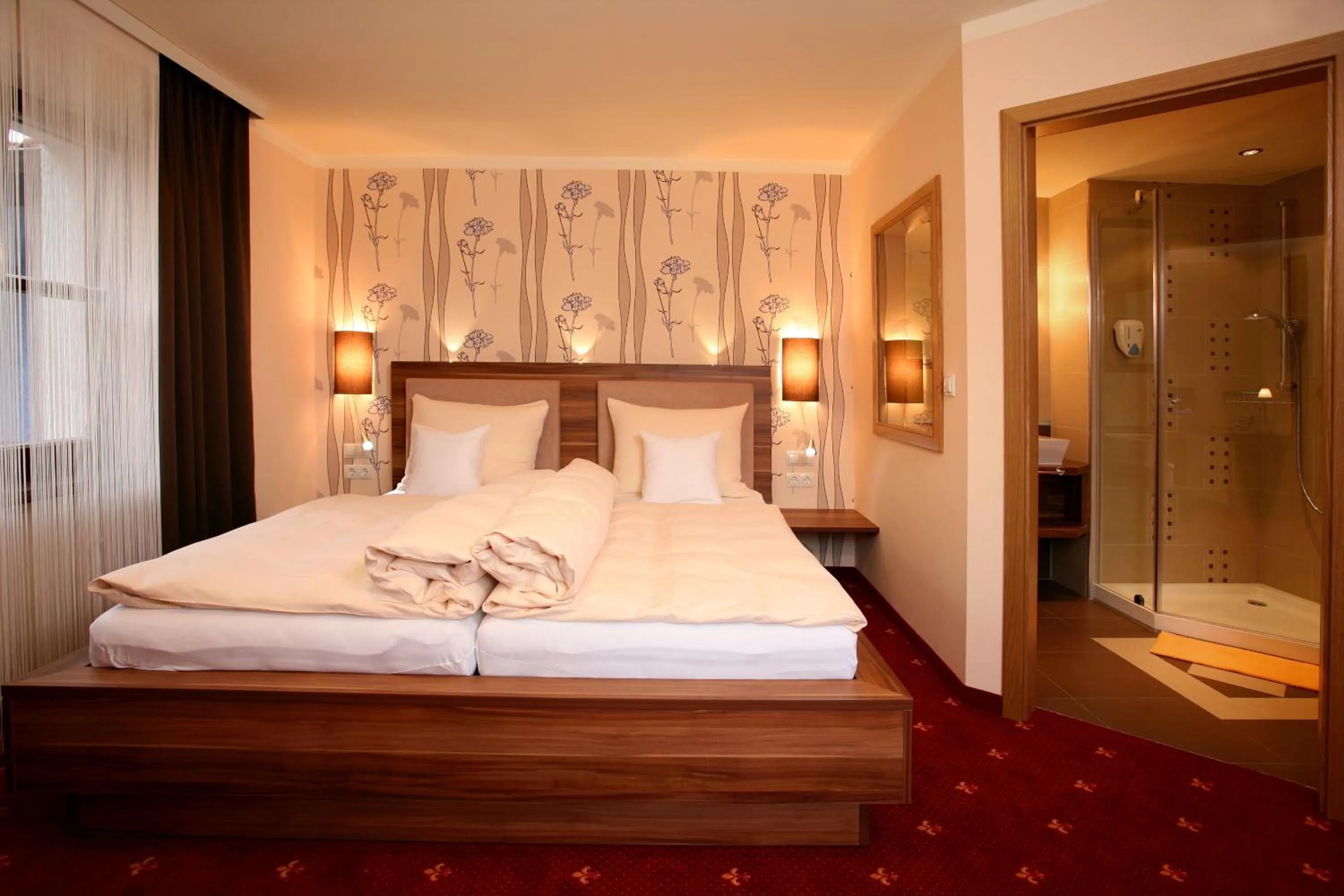 Bed in Landgasthof Zum Lang