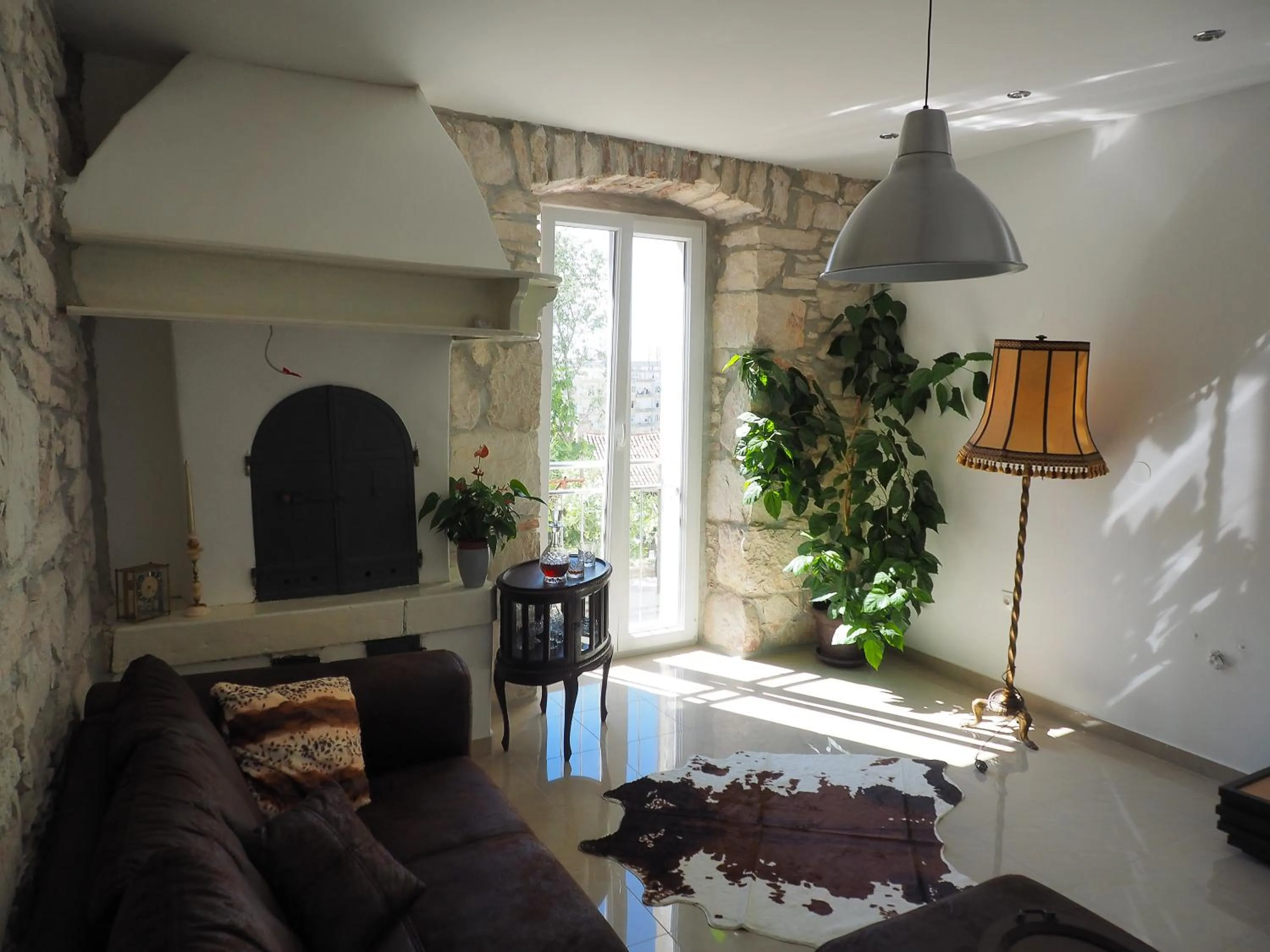 Living room in Captain Emo City Apartments