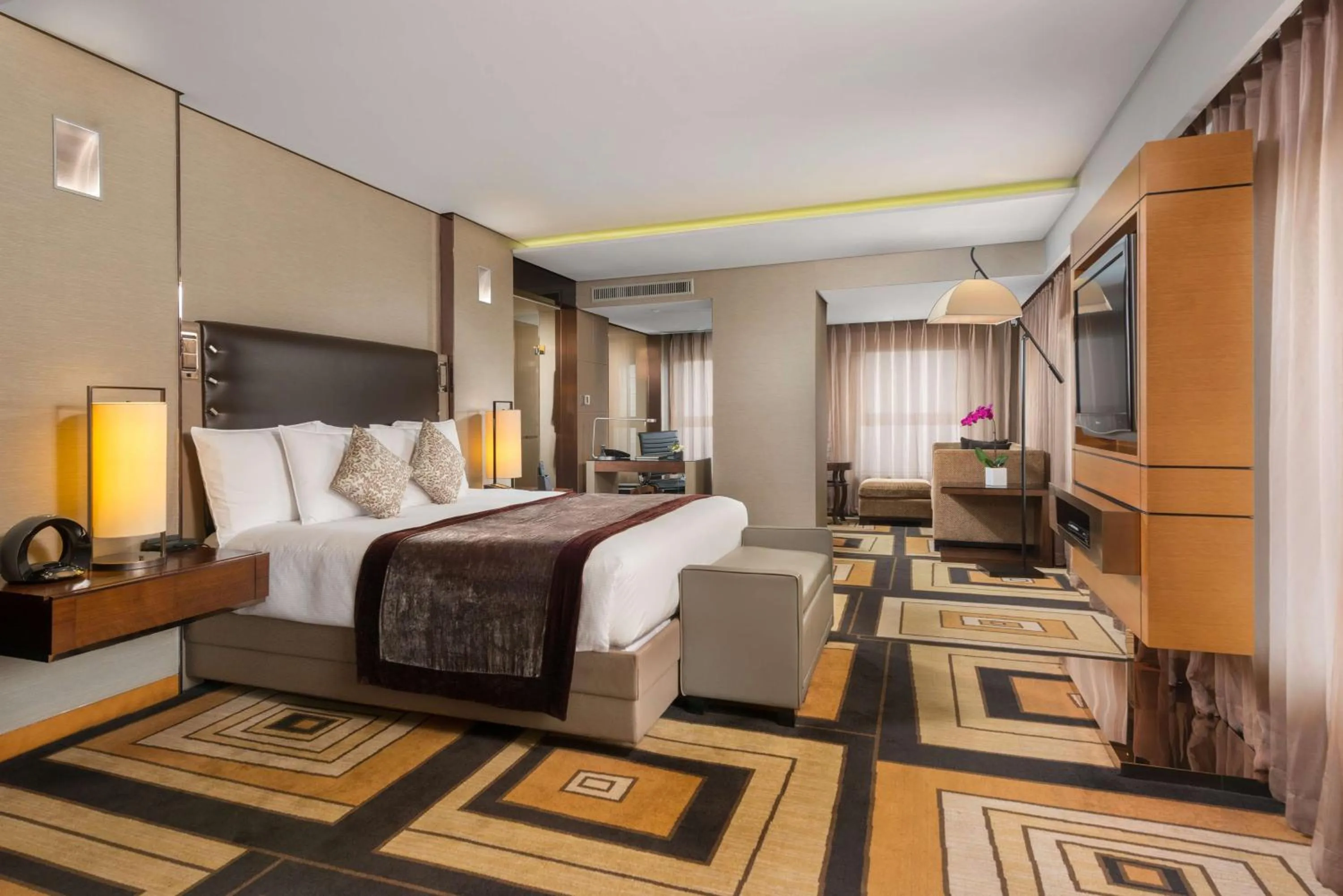 Bedroom, Bed in Hilton Beijing Wangfujing