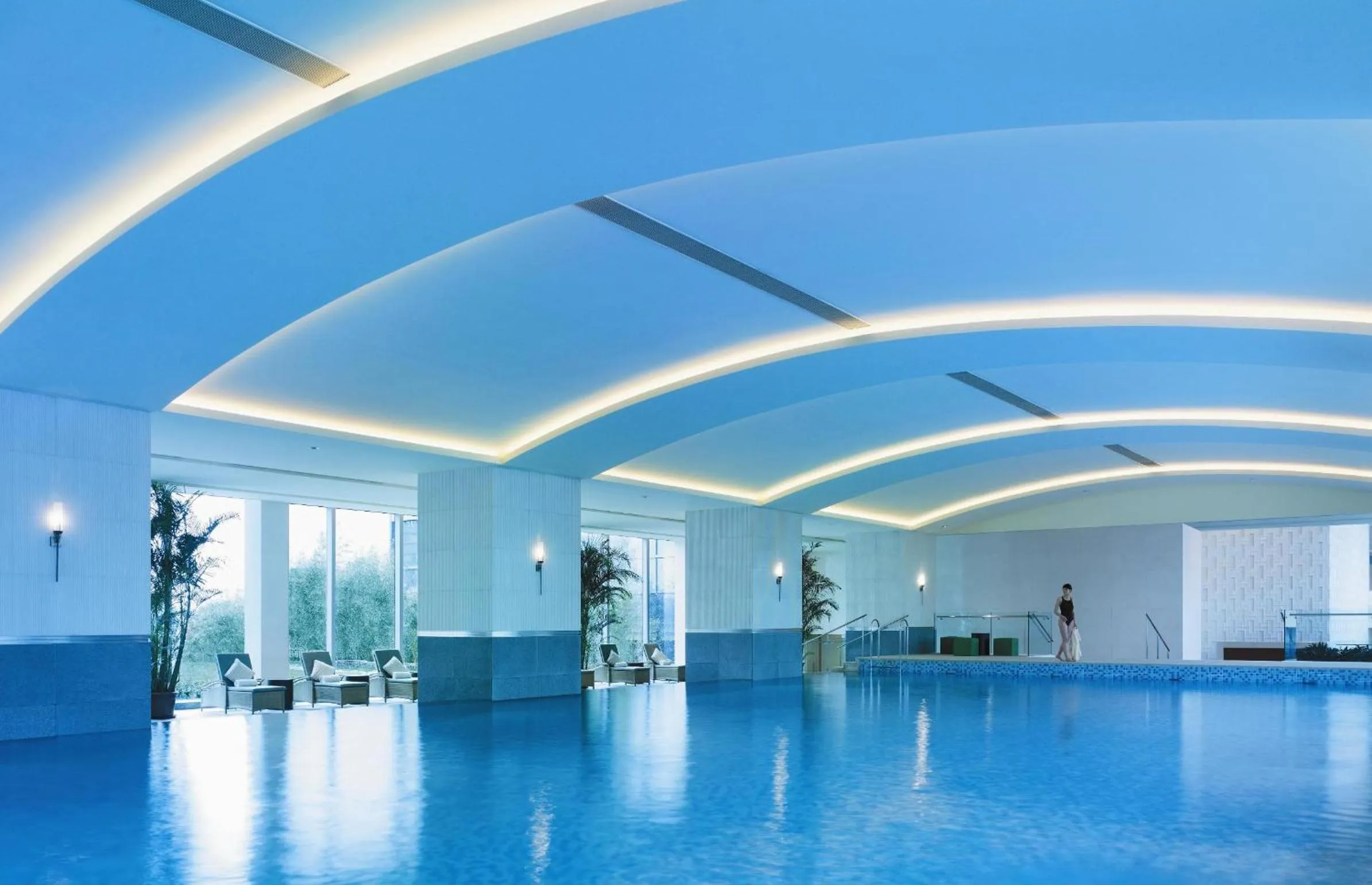 Swimming pool in Shangri-La Beijing