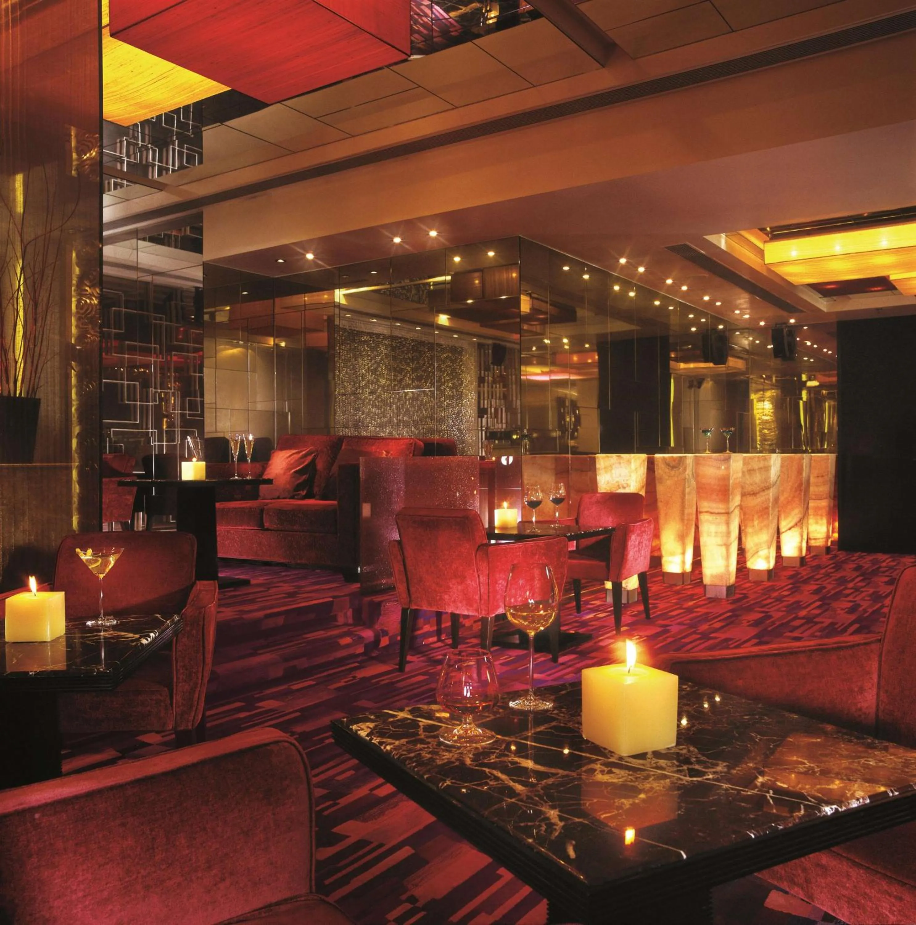 Lounge or bar in Shangri-La Beijing