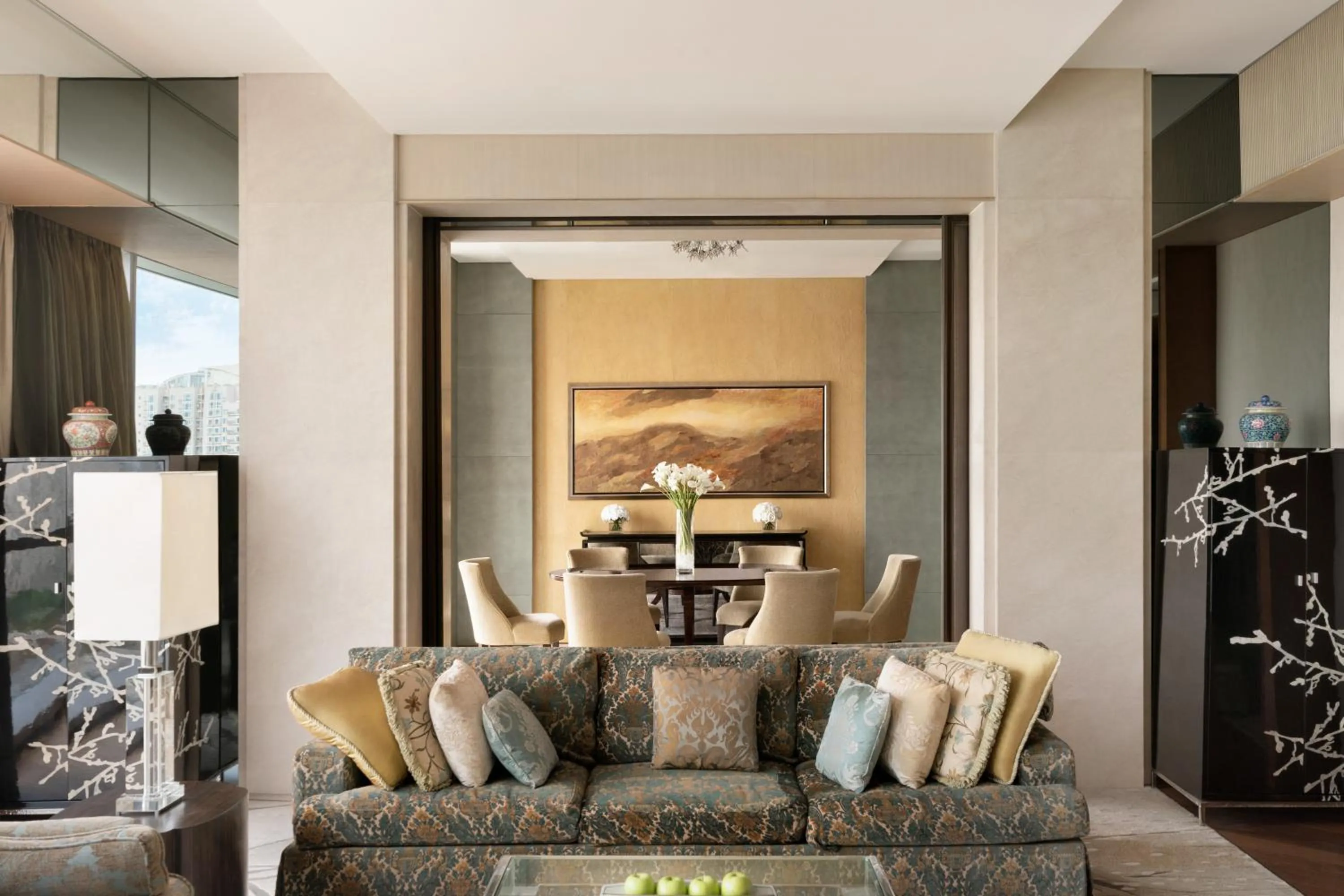 Living room in Shangri-La Beijing