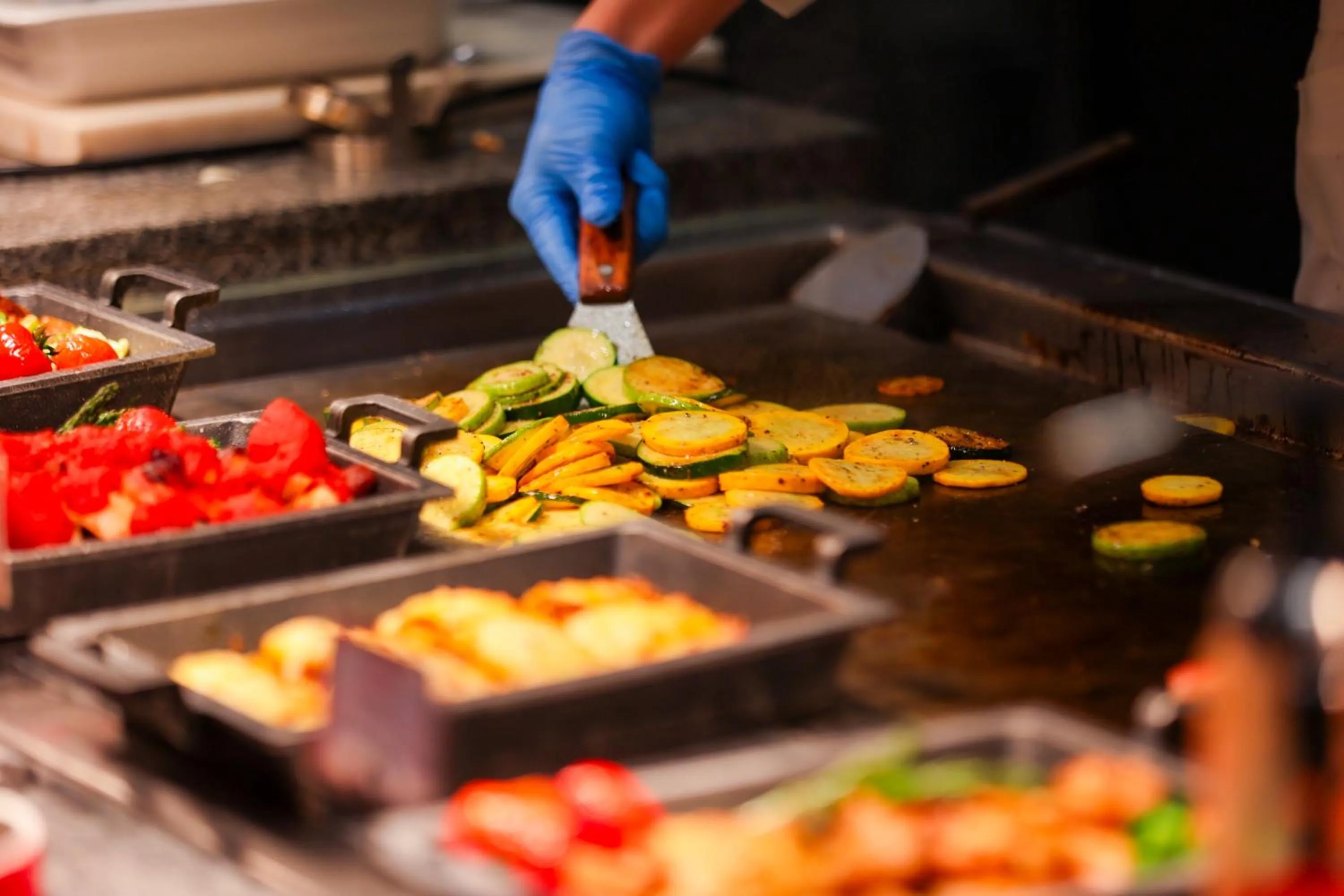 Restaurant/places to eat in Kerry Hotel, Beijing by Shangri-La - 5 Kilometers to The Forbidden City