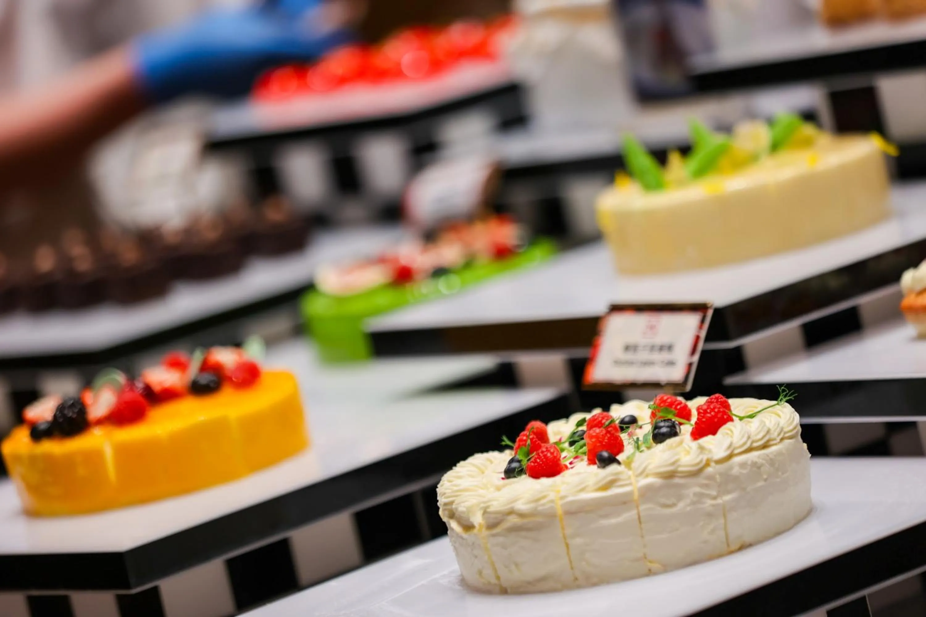 Restaurant/places to eat in Kerry Hotel, Beijing by Shangri-La - 5 Kilometers to The Forbidden City