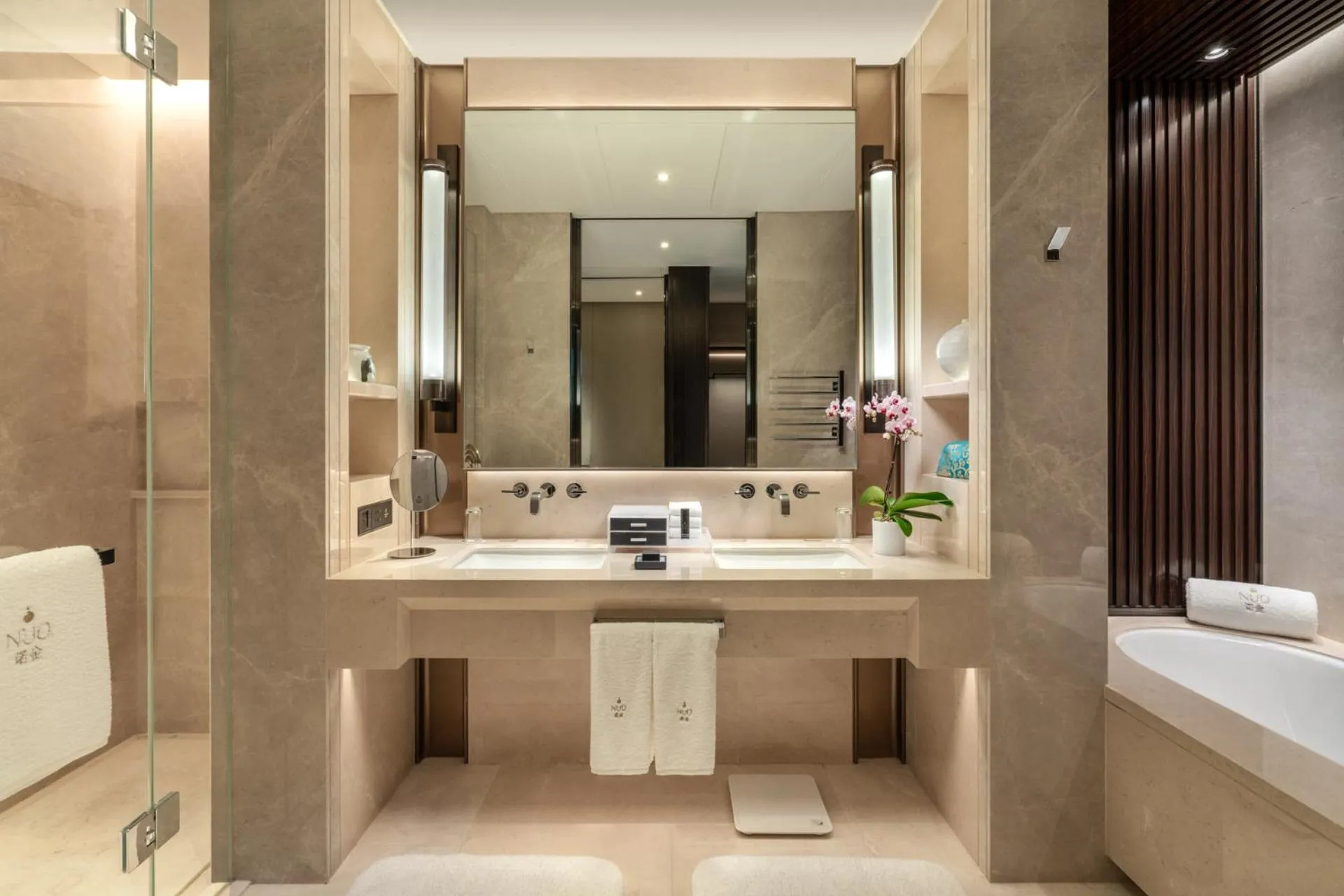 Bathroom in Beijing Hotel NUO Forbidden City