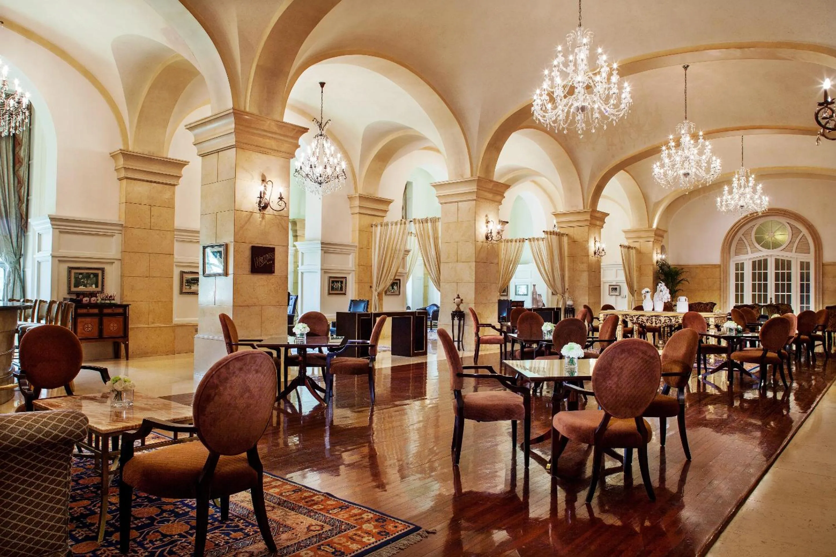 Restaurant/places to eat in Beijing Hotel NUO Forbidden City