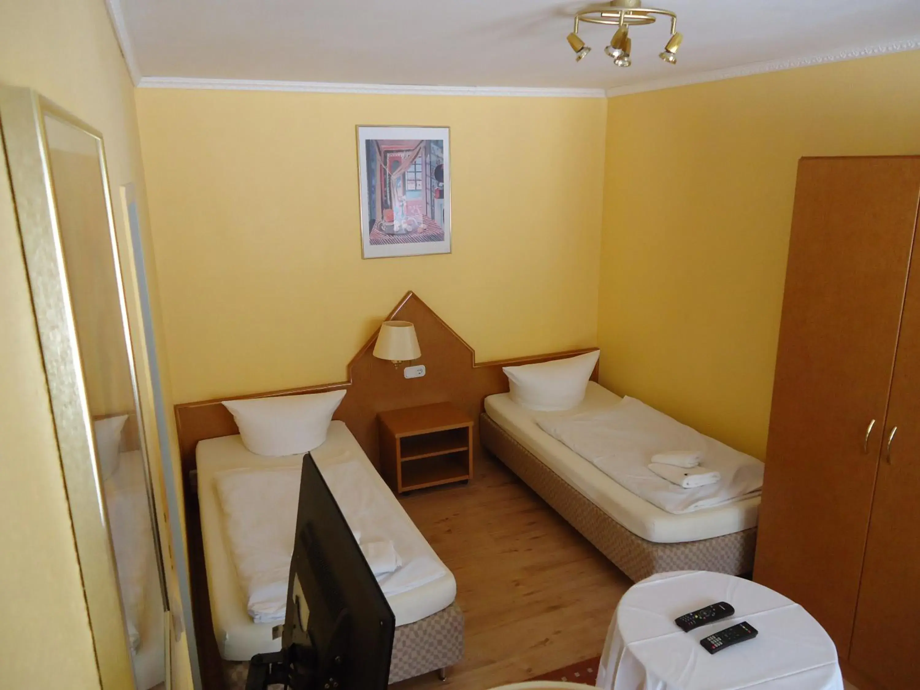 Twin Room in Hotel Ottersleben Twin Room in Hotel Ottersleben