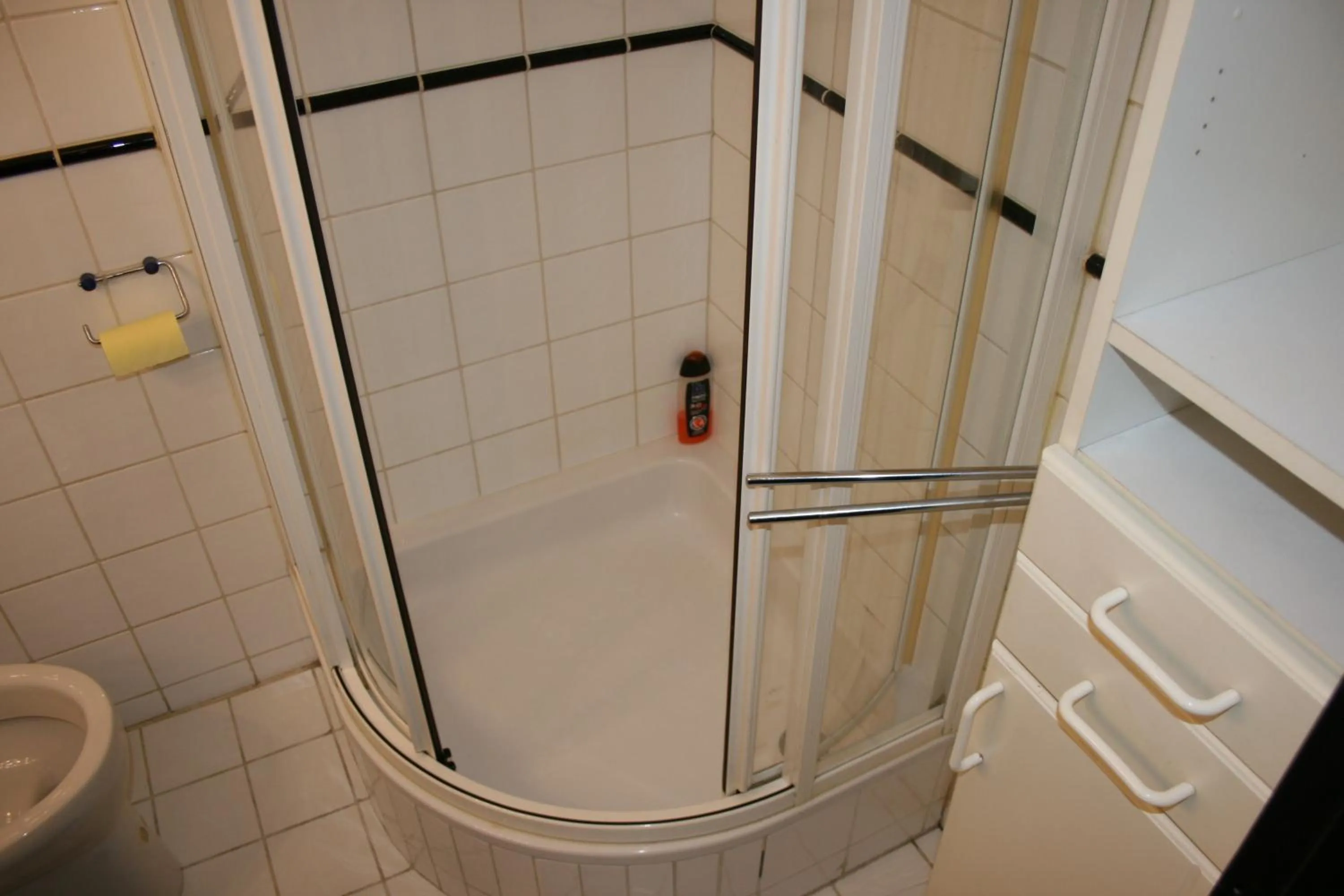 Shower in Hostel Bad Goisern