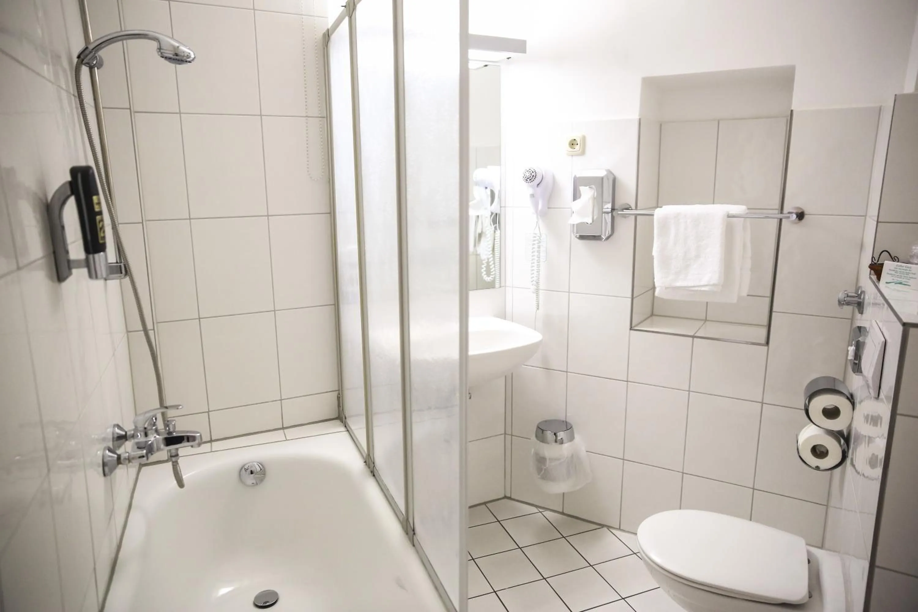 Bathroom in Hotel Marienthal Garni