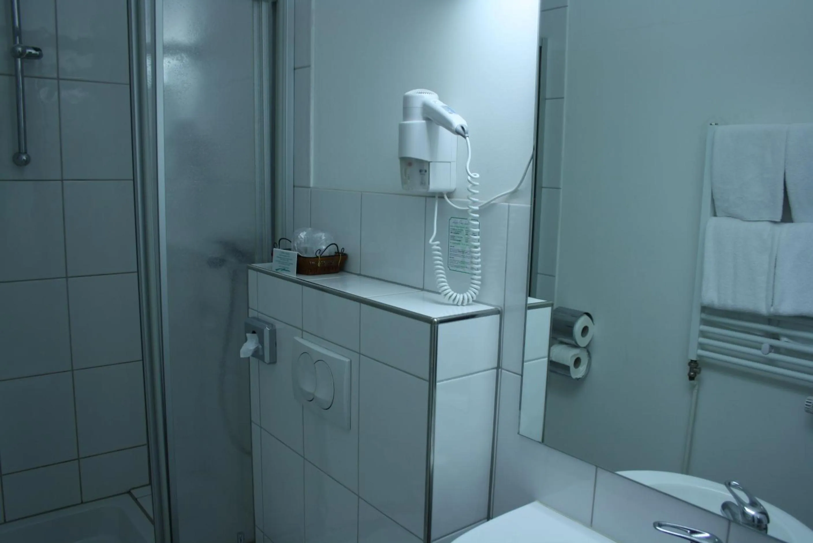 Bathroom in Hotel Marienthal Garni