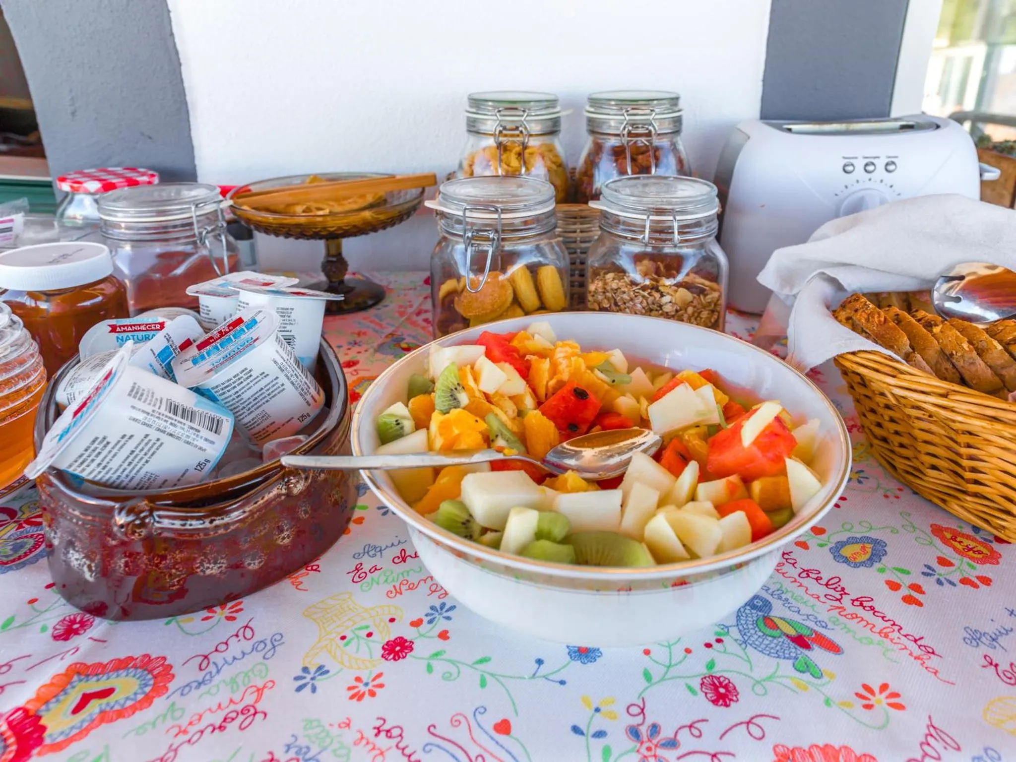 Buffet breakfast in 3 Marias Guest House B&B