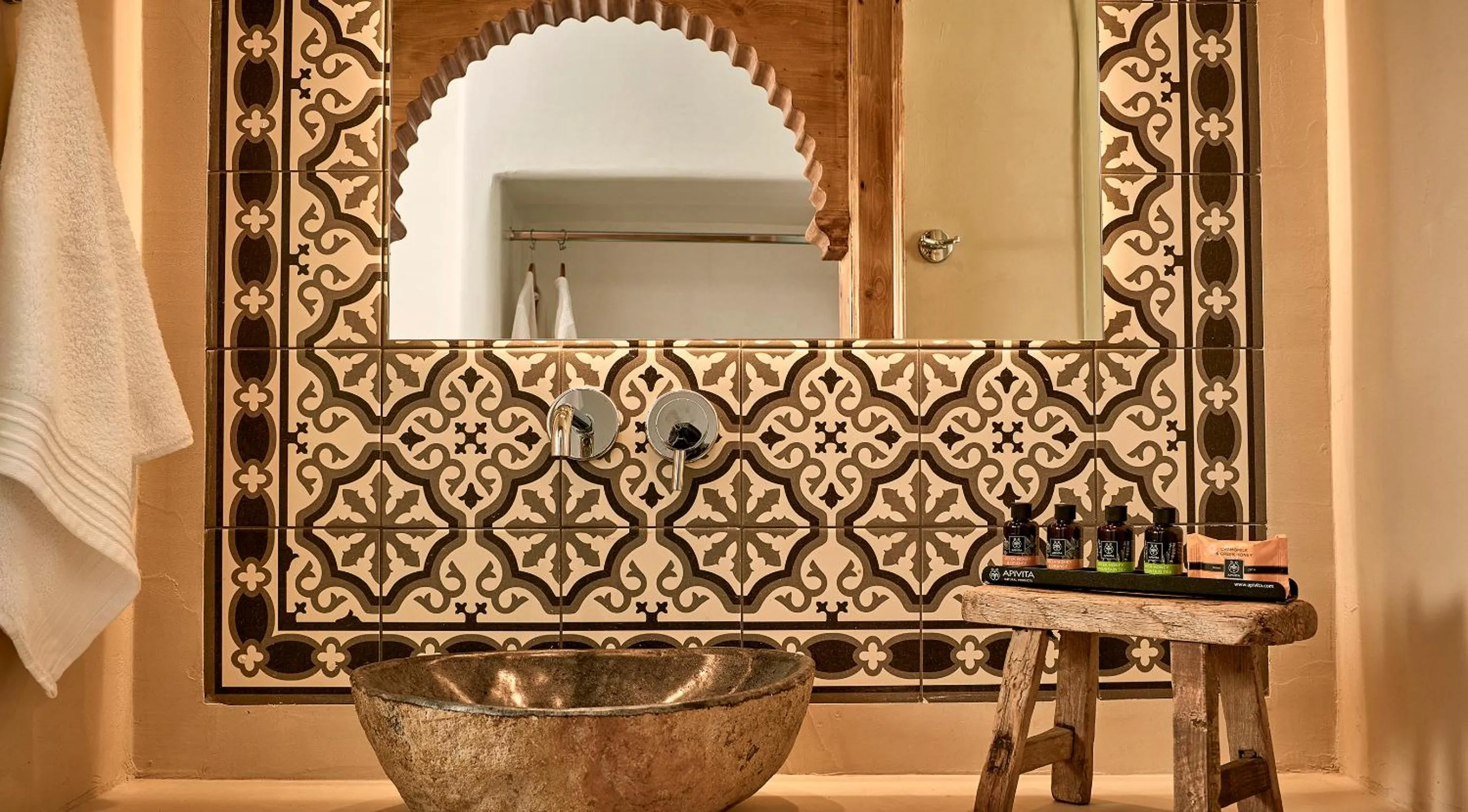 Bathroom in Naxian On The Beach