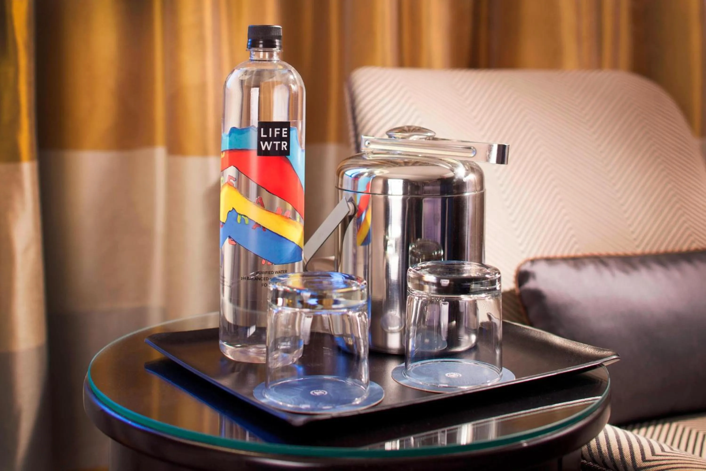 Photo of the whole room in Sheraton DFW Airport Hotel