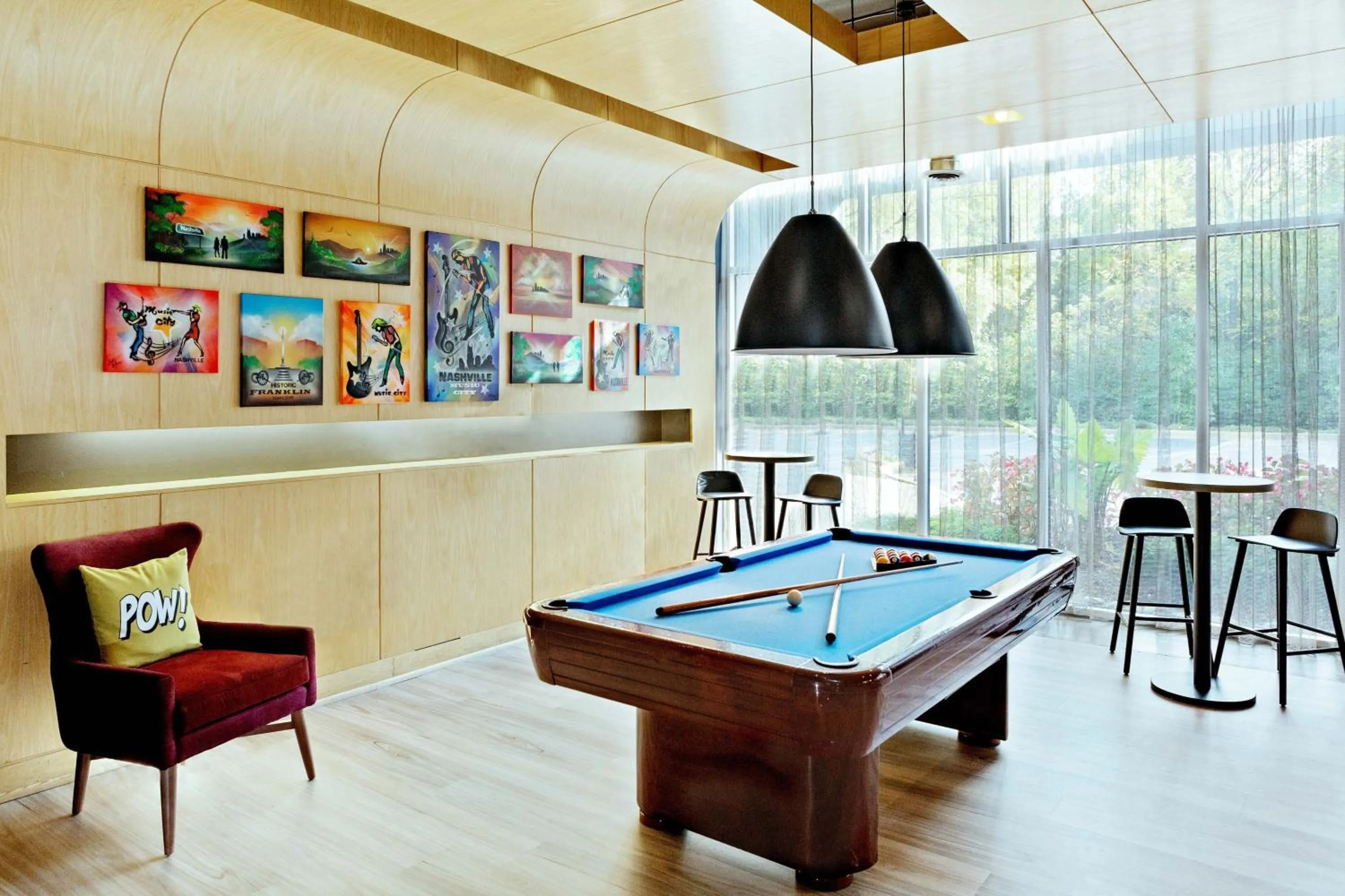 Lounge or bar in Aloft Nashville Franklin