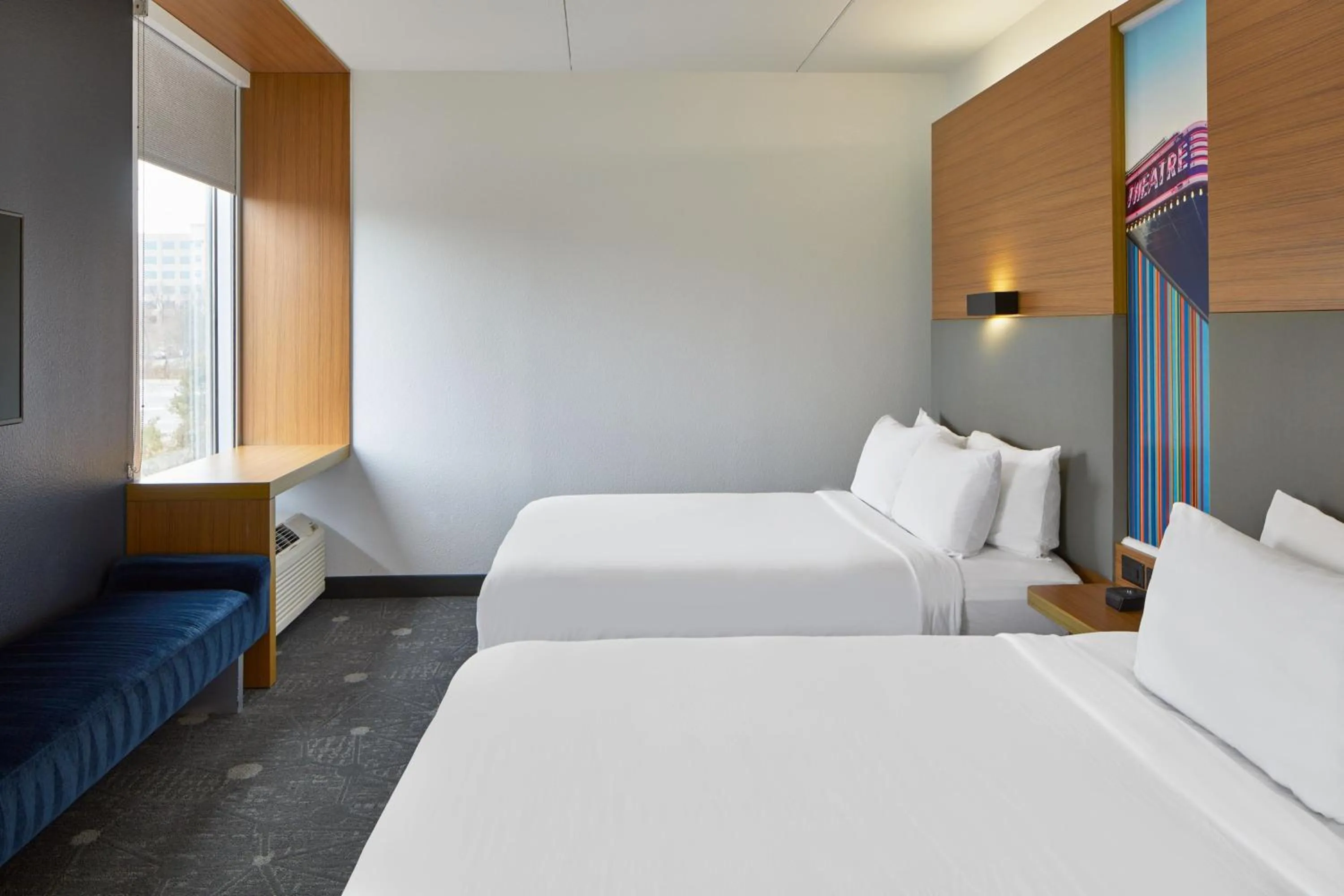 Photo of the whole room, Bed in Aloft Nashville Franklin