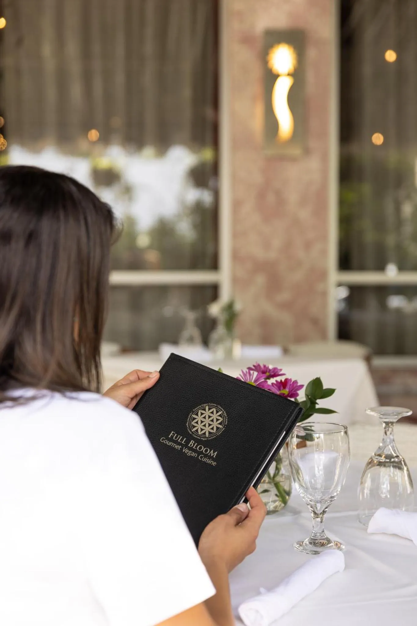 Restaurant/places to eat in Crest Hotel Suites